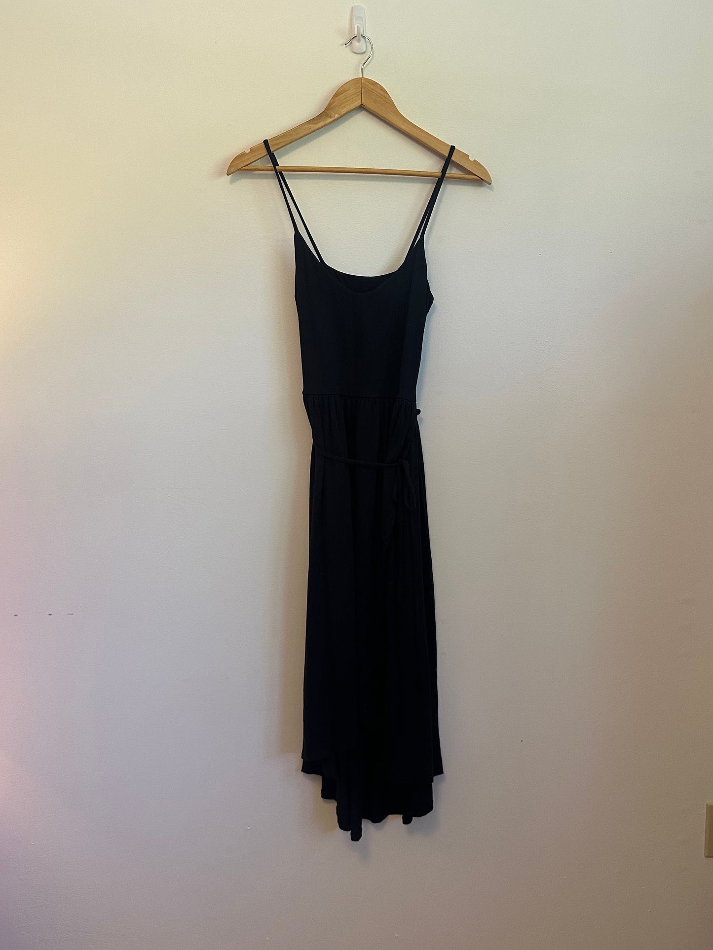 Susana Monaco Black Scoop Neck Tie Waist Midi Dress | Size Small