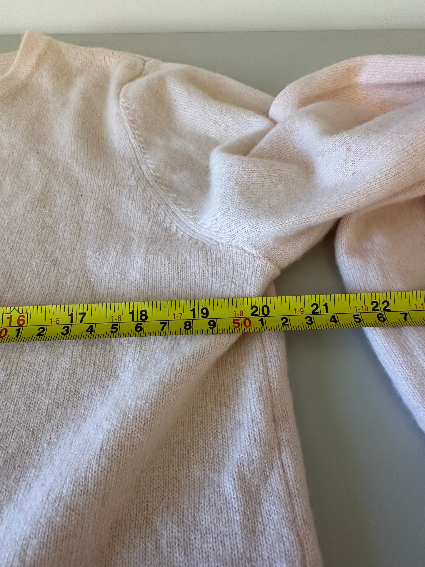 Cortland Park Baby Pink Cashmere Sweater | Size Large