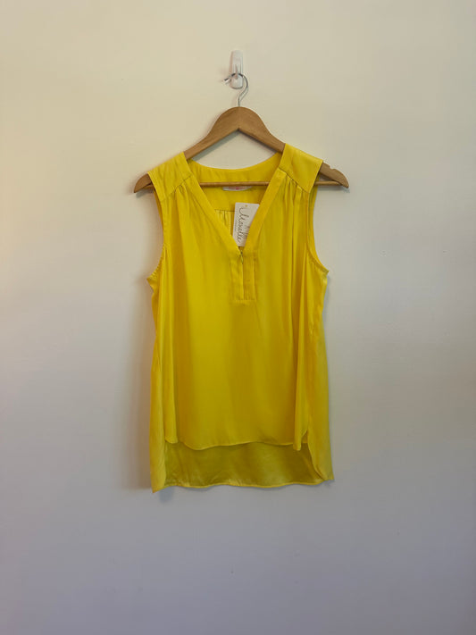 Alice & Trixie Yellow Silk Zip Front Sleeveless Blouse | Size Medium