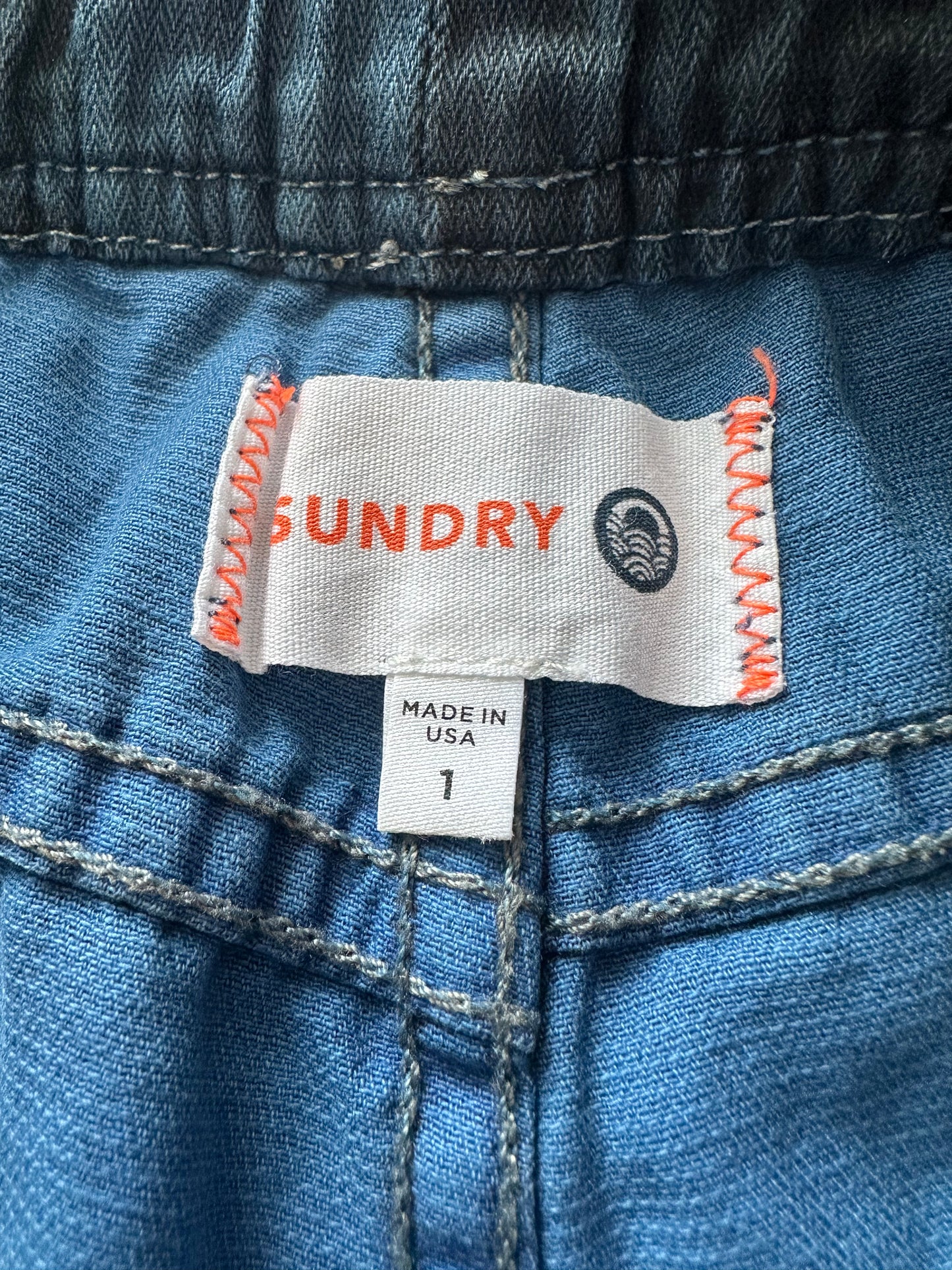 Sundry Camo Cuffed Pull On Shorts in Deep Sea | Size 1 (Small)