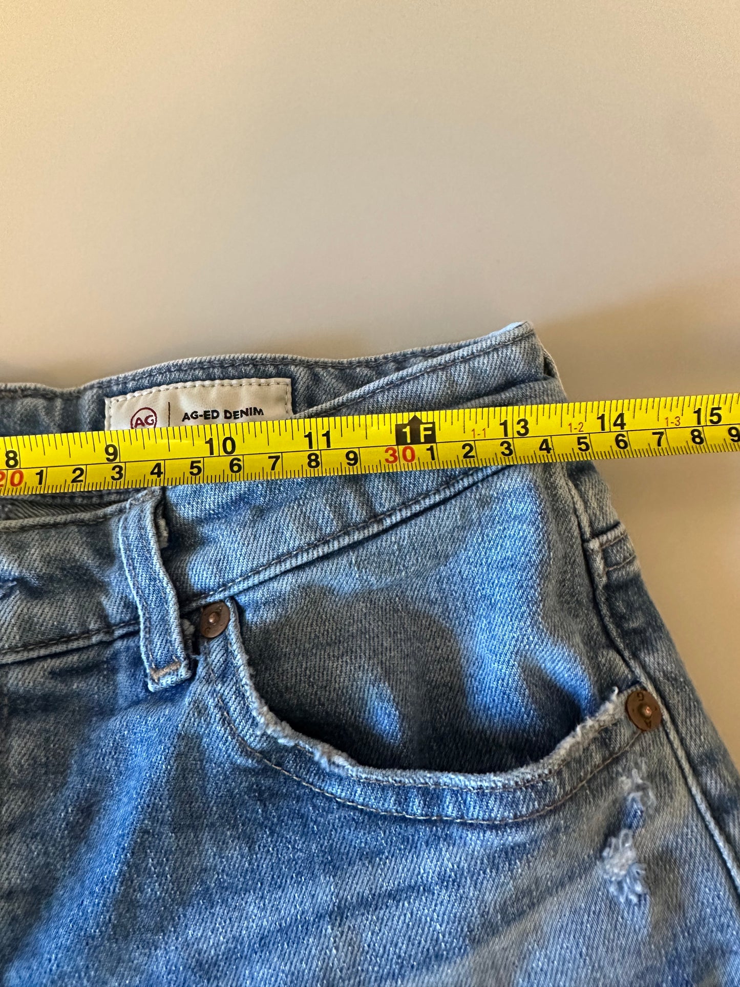 AG Denim Saige Wide Leg Crop Mid Rise Jean | Size 27