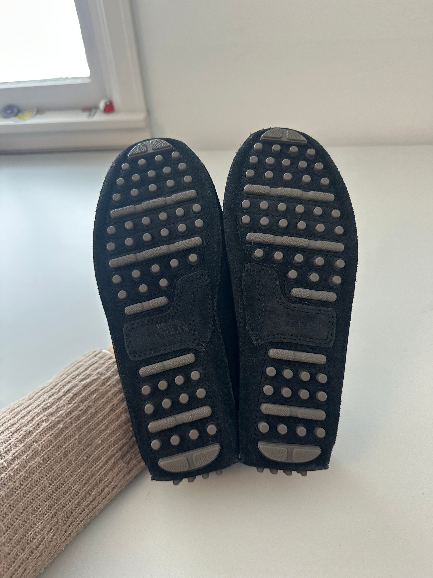 Cole Haan Black Suede Driving Loafers | Size 6