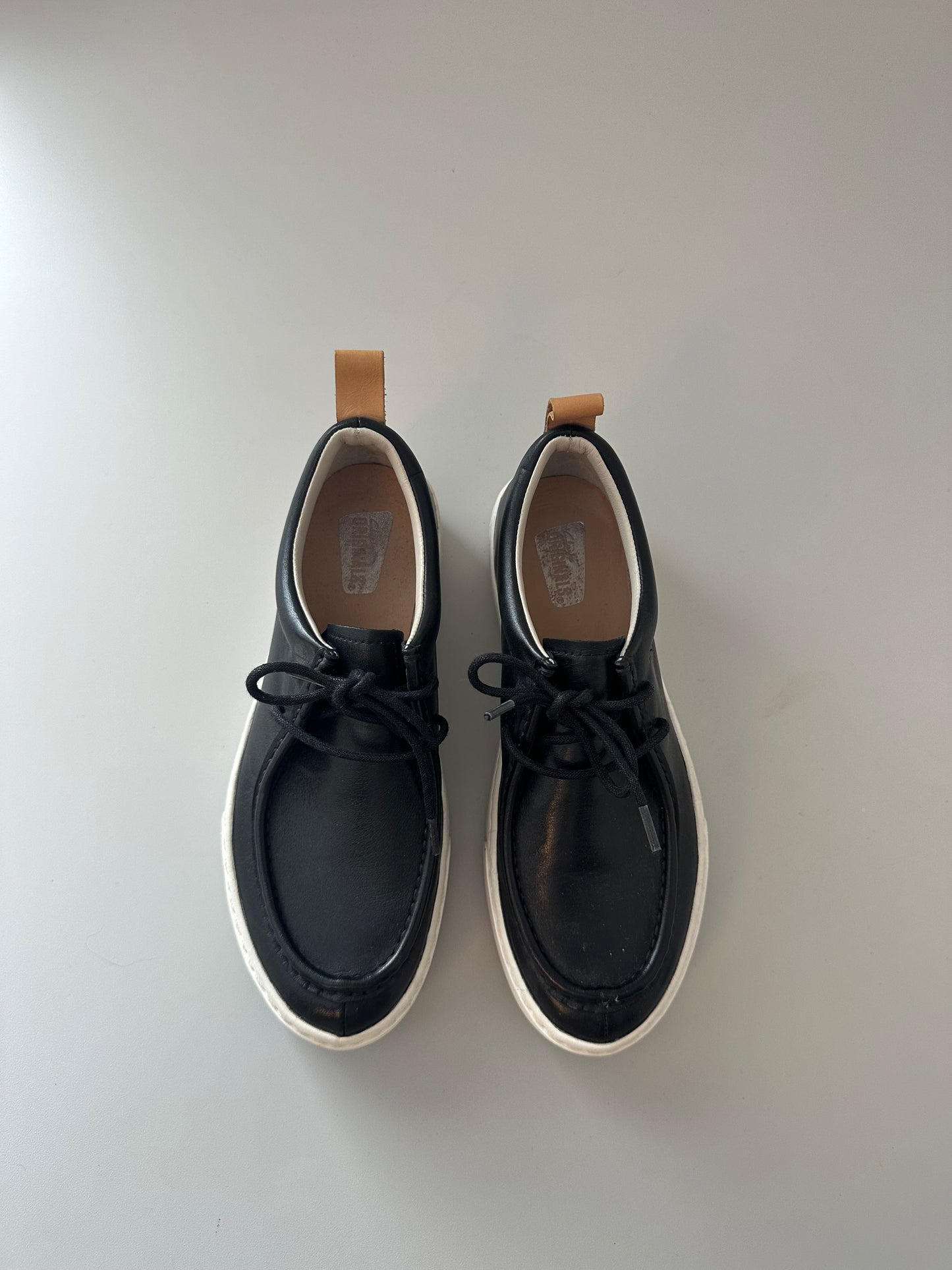 Clarks Originals Priddy Walla Black Leather Lace Up Shoes | Size 6