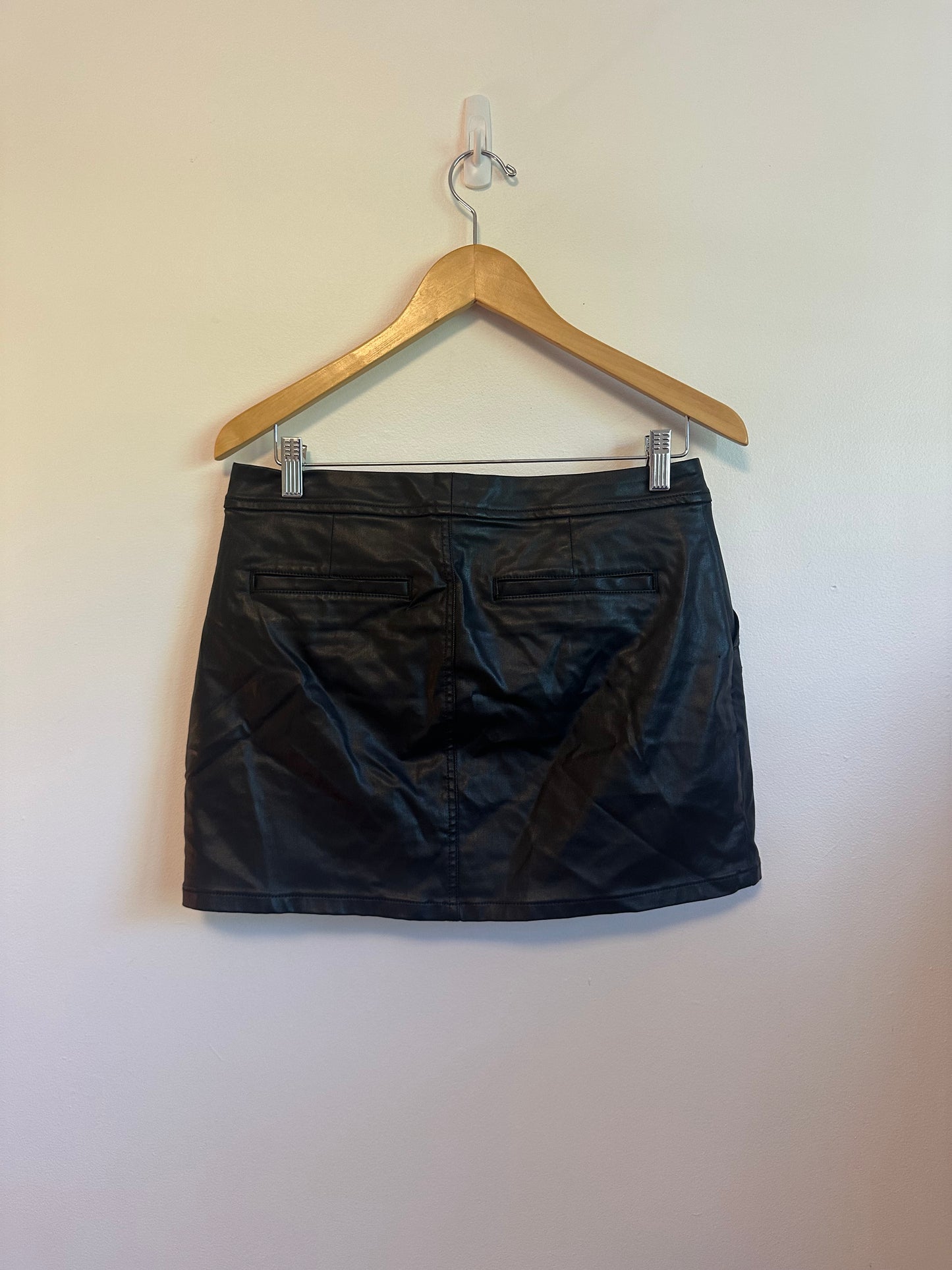 NWT Lilly Pulitzer Faux Leather Mini Skirt in Noir (Black) | Size 4
