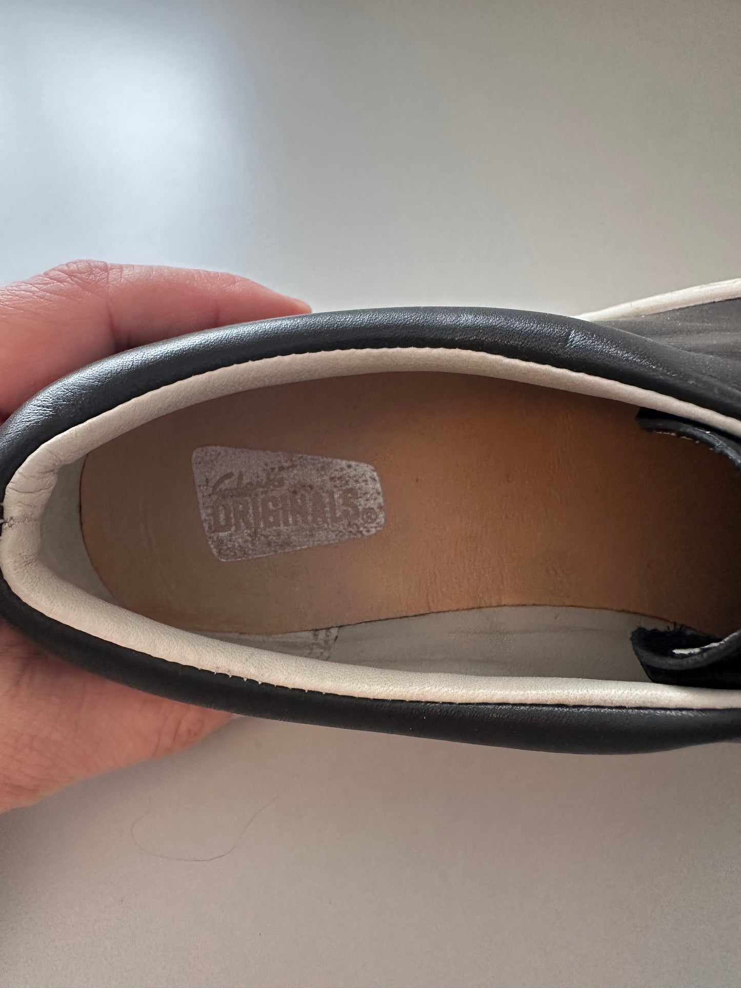 Clarks Originals Priddy Walla Black Leather Lace Up Shoes | Size 6