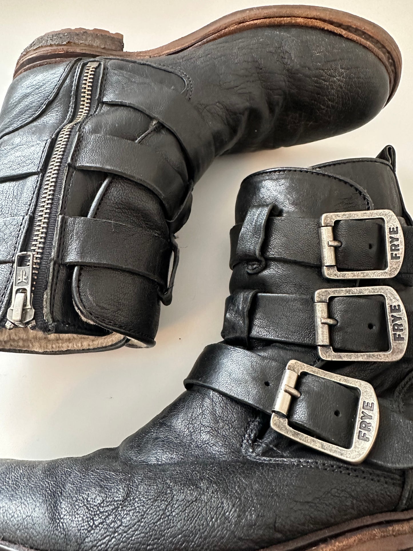 Frye Valerie Black Leather Shearling Lined Strappy Buckle Moto Boots |  Size 6.5