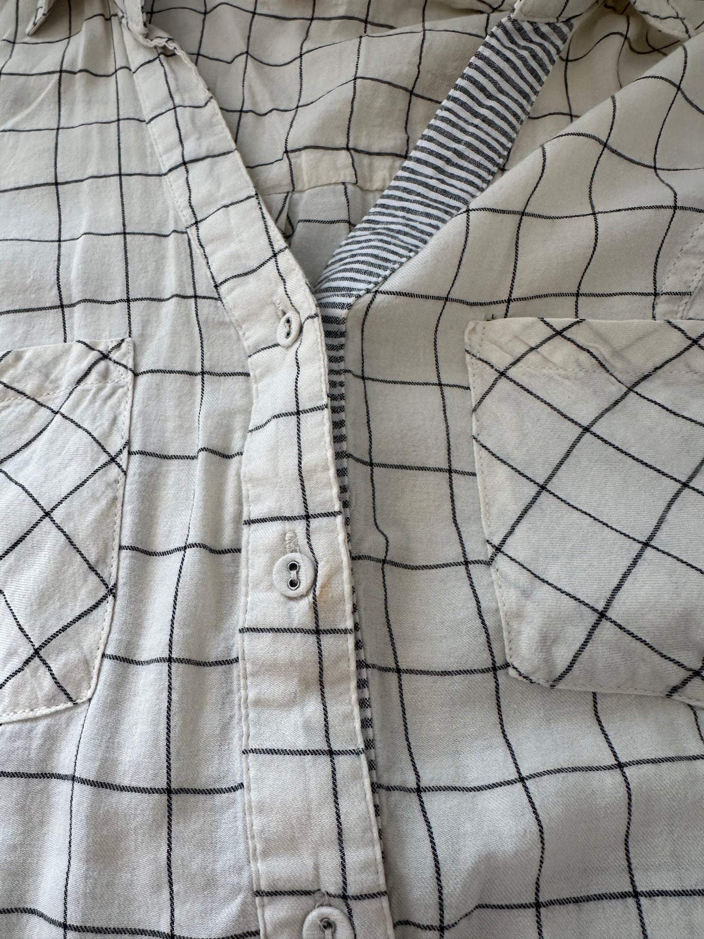 Skies Are Blue Checkerboard Button Down Shirt | Size Small