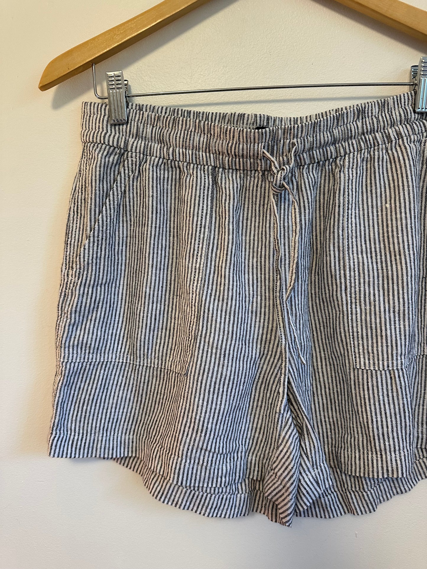 NWT J. Crew Linen Blend Striped Drawstring Shorts | Size Small