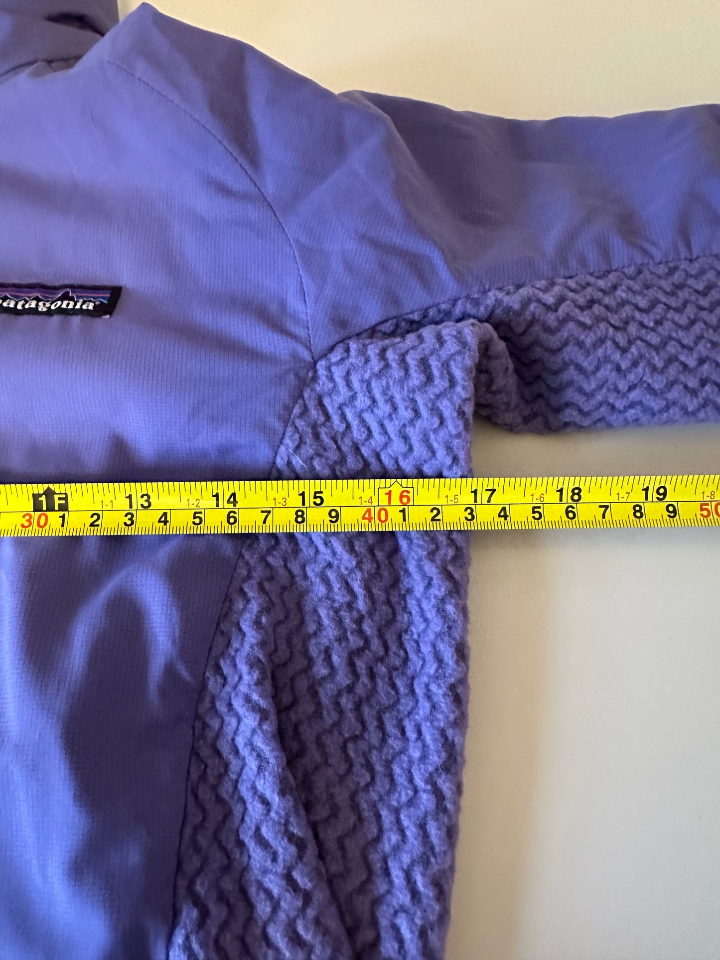 Patagonia Nano-Air® Light Hybrid Jacket in Purple | Size XS
