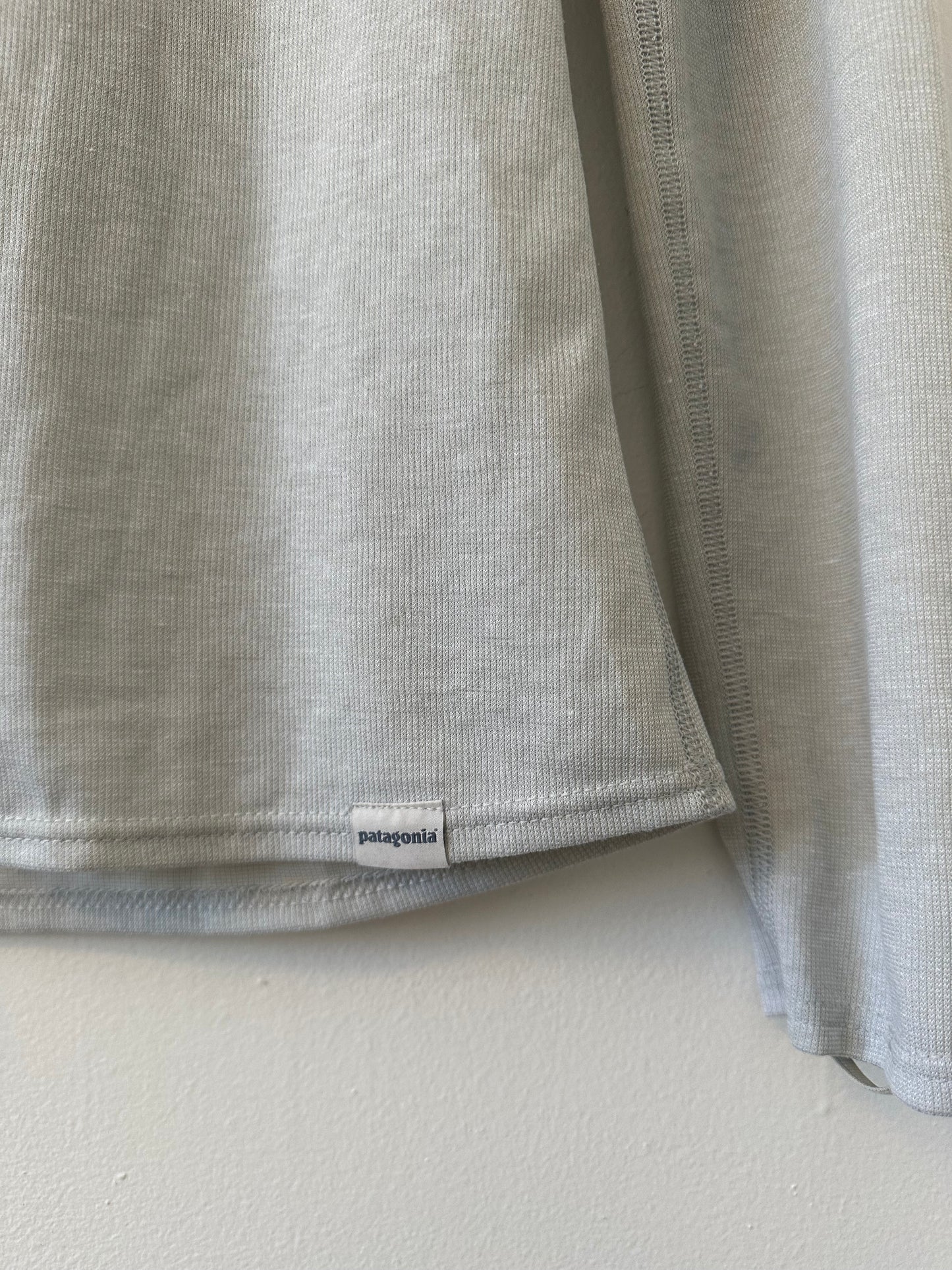 Patagonia Capilene® 2 Lightweight Zip-Neck in Light Gray | Size Medium