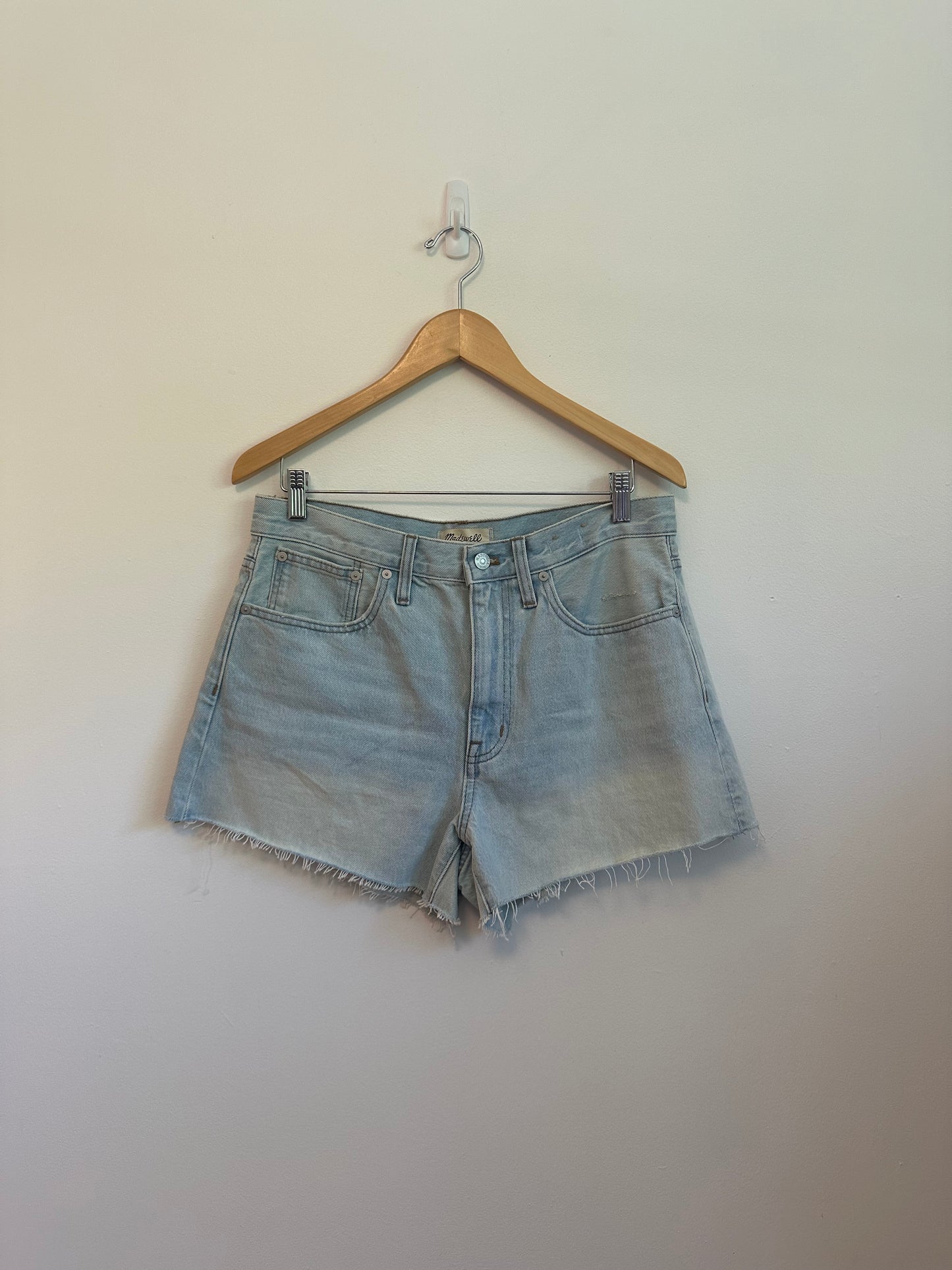 Madewell Relaxed Denim Shorts in Light Blue Wash | Size 28