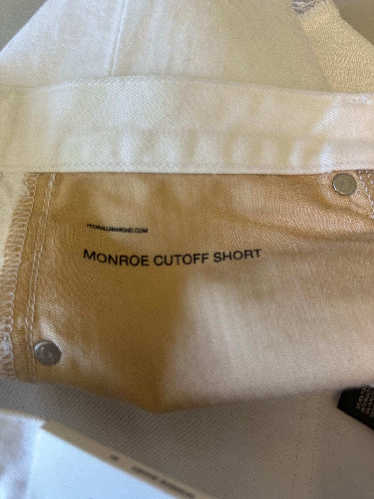 NWT 7 For All Mankind Monroe Cutoff Denim Shorts in Milkyway White | Size 29