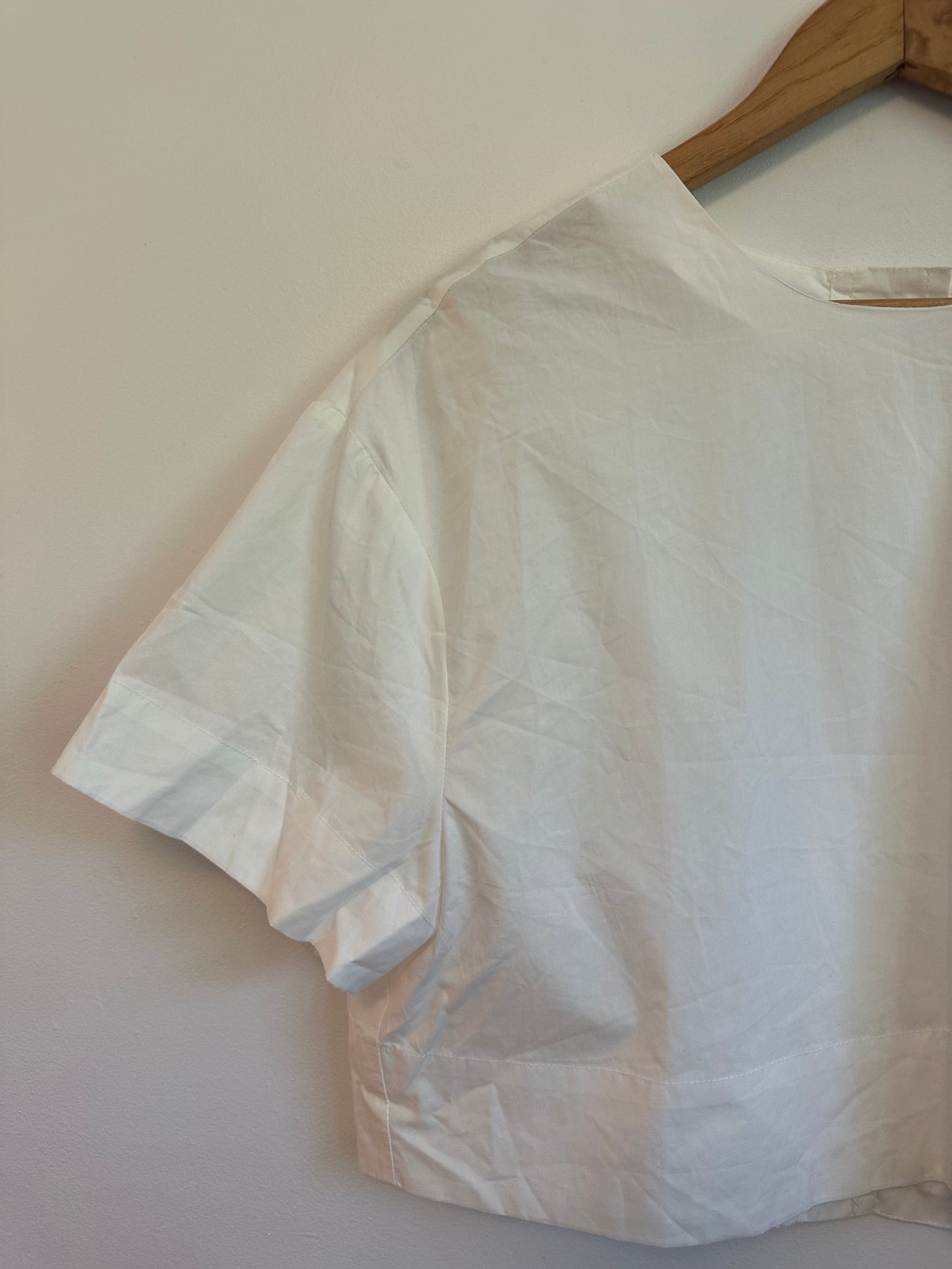 NWT Anthropologie Sunday in Brooklyn Buttoned Back Crop Blouse | Size Small