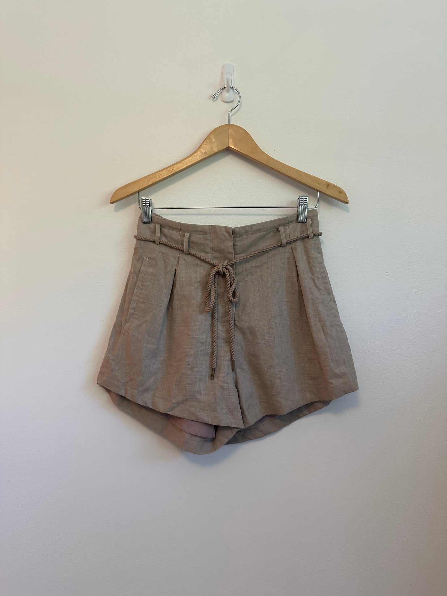 NWT Heartloom Wright Shorts in Tan | Size Medium