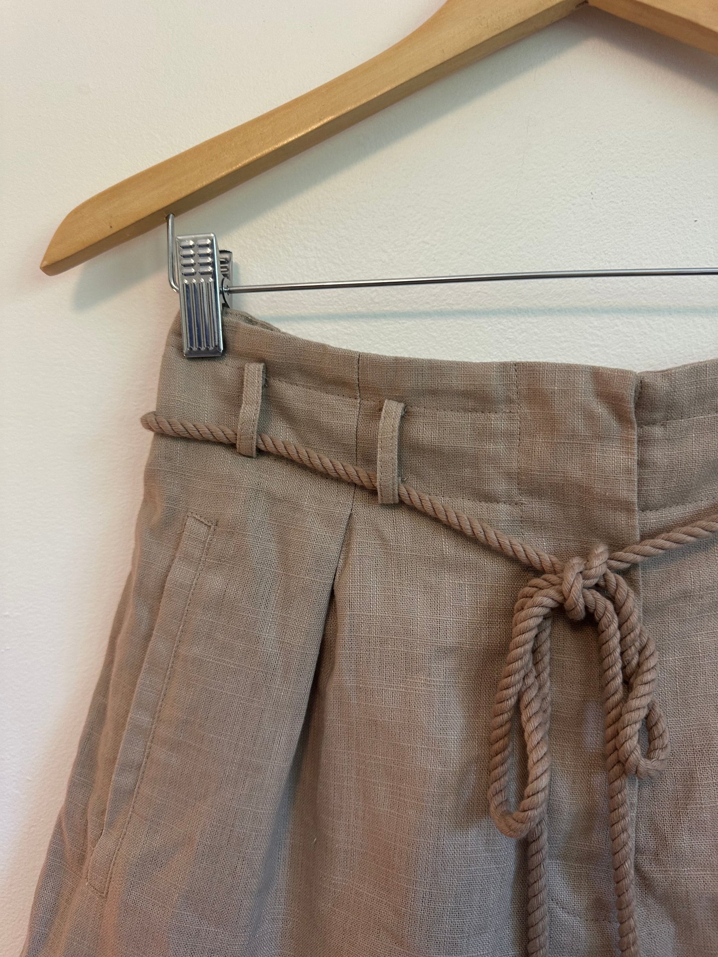 NWT Heartloom Wright Shorts in Tan | Size Medium