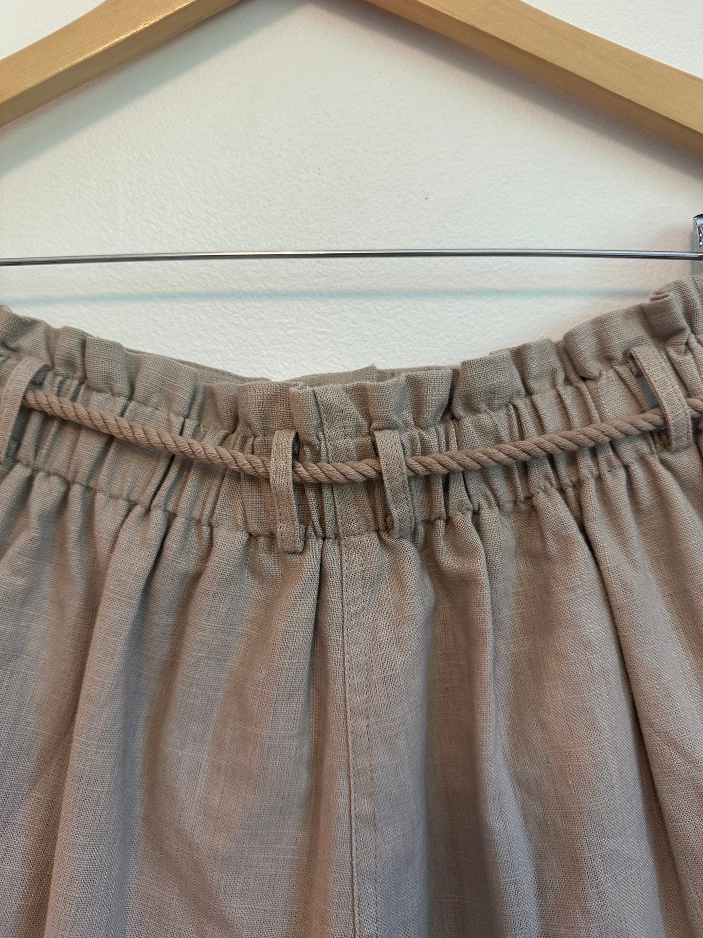 NWT Heartloom Wright Shorts in Tan | Size Medium