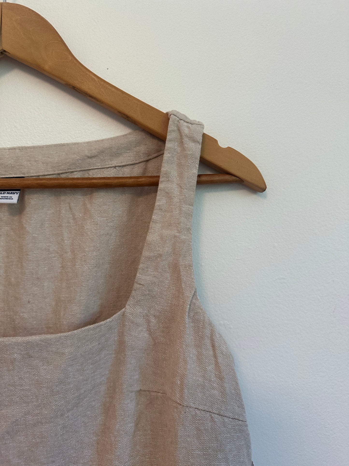 NWT Old Navy Sleeveless Linen-Blend Crop Top in Tan | Size Small