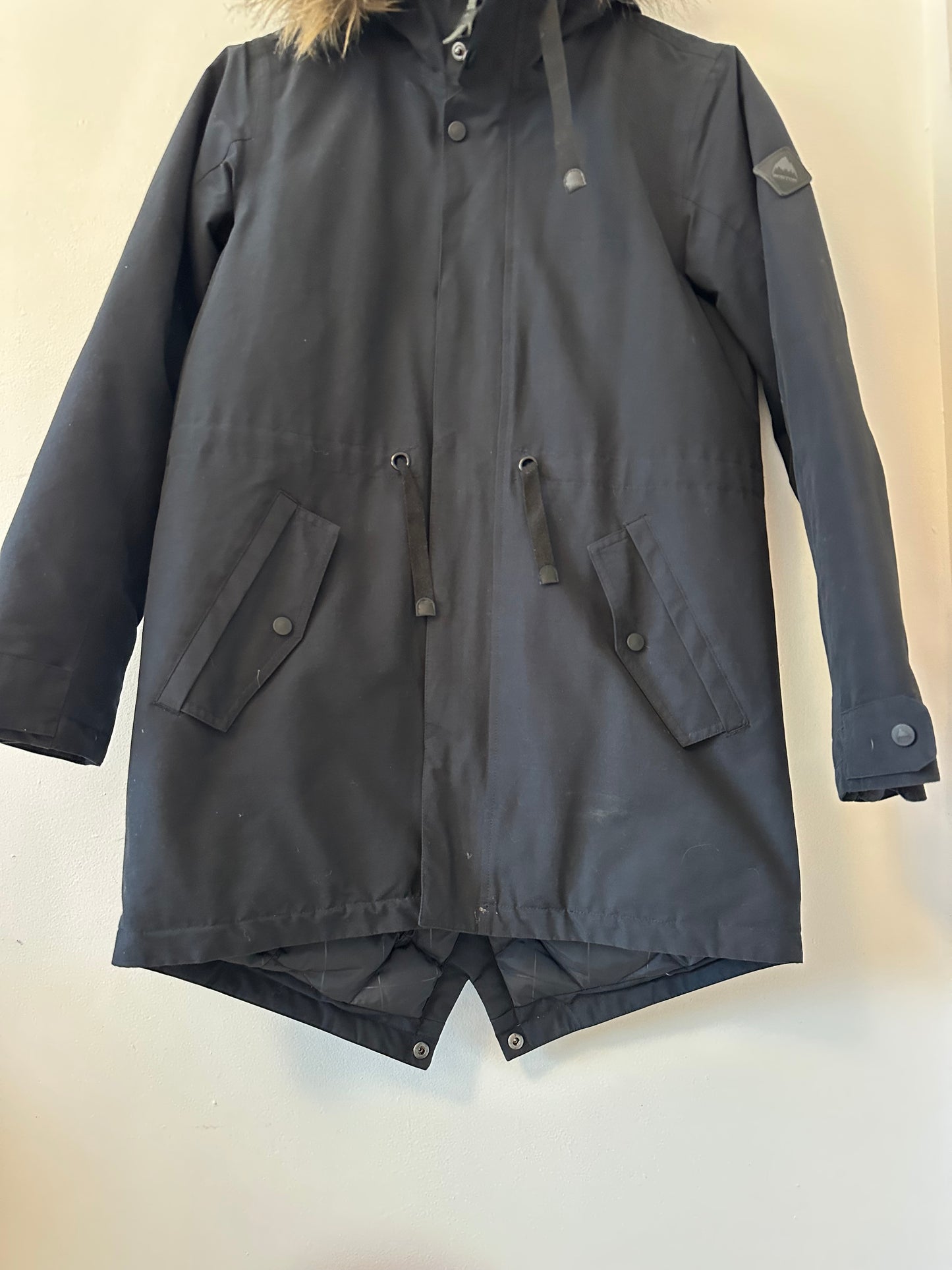 Burton Military Dovetail Hem Fur Hooded Parka in Navy | Size Small