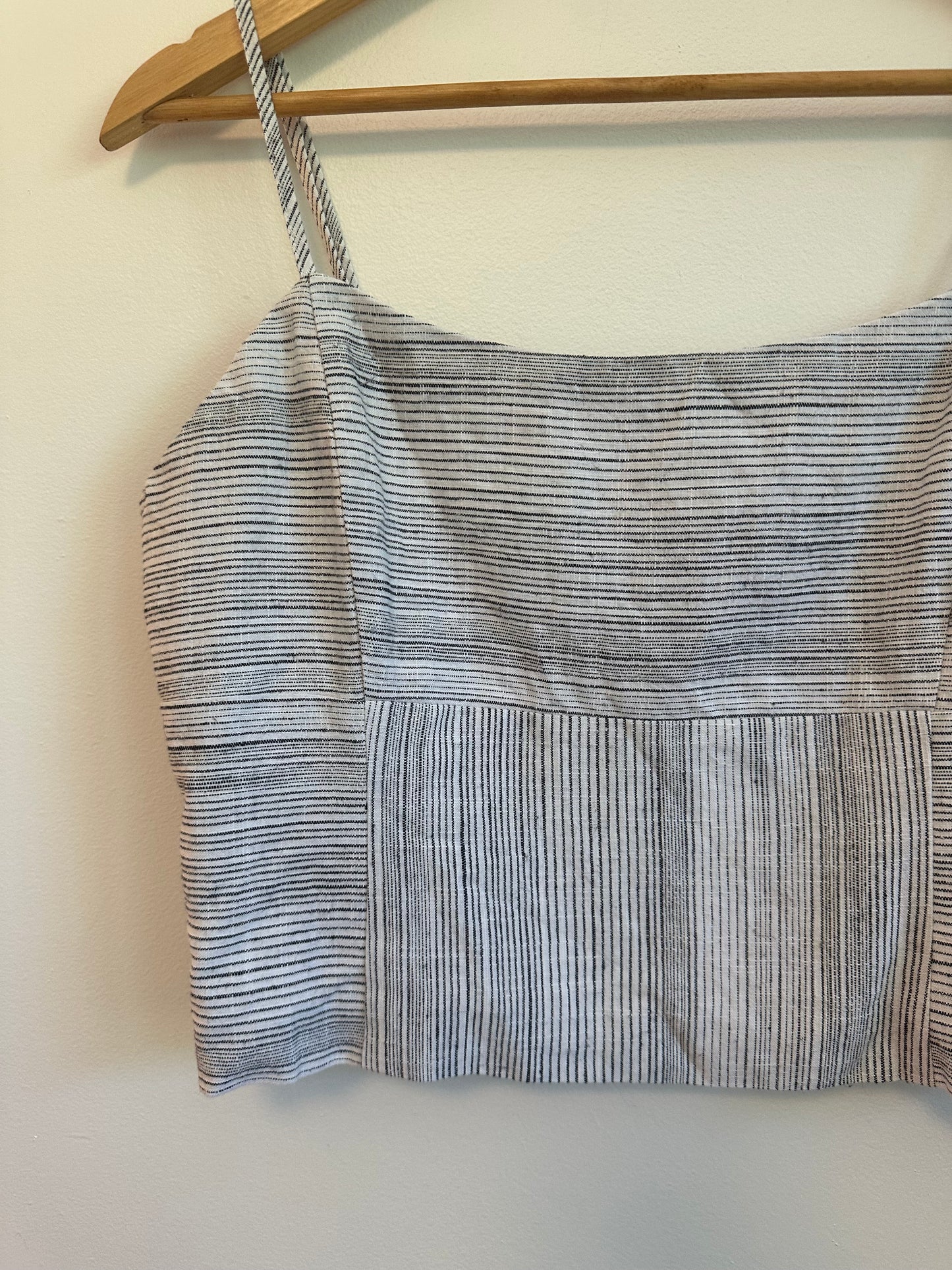 NWT Gentle Fawn Roxanne Tank in Black Stripe | Size Large