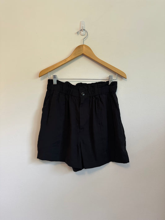 NWT Madwell Paperbag Pull On Shorts in Black | Size Small