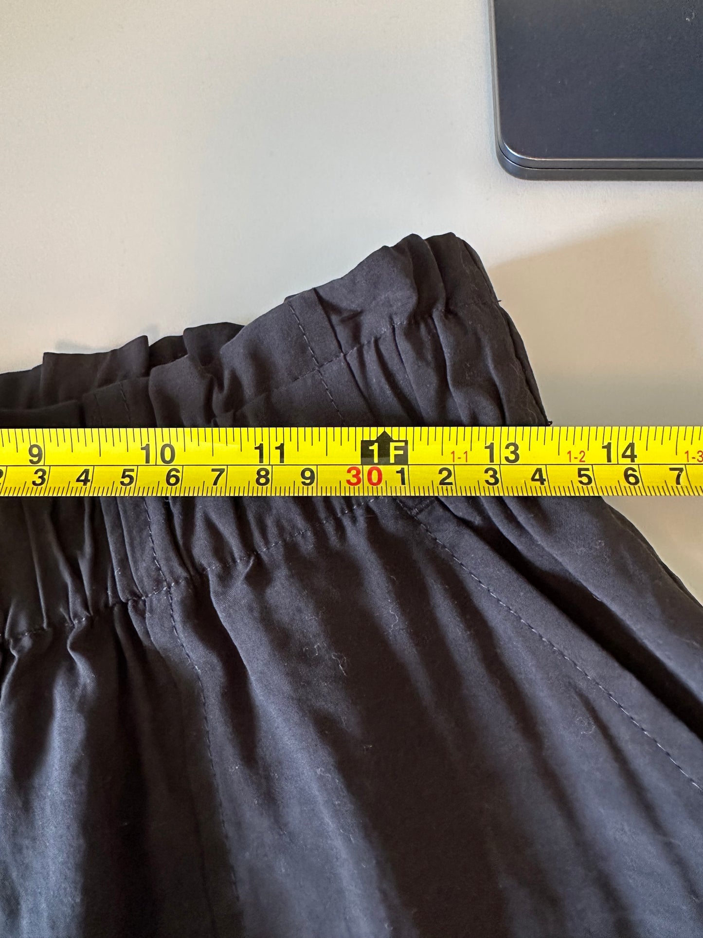 NWT Madwell Paperbag Pull On Shorts in Black | Size Small
