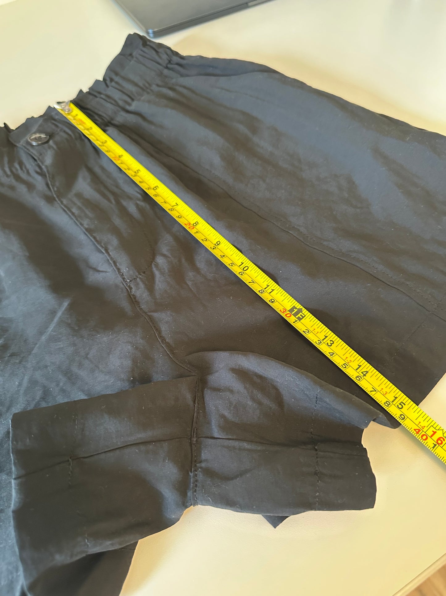 NWT Madwell Paperbag Pull On Shorts in Black | Size Small