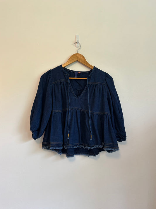 Anthropologie Pilcro Chambray Peasant Blouse in Blue | Size XXS