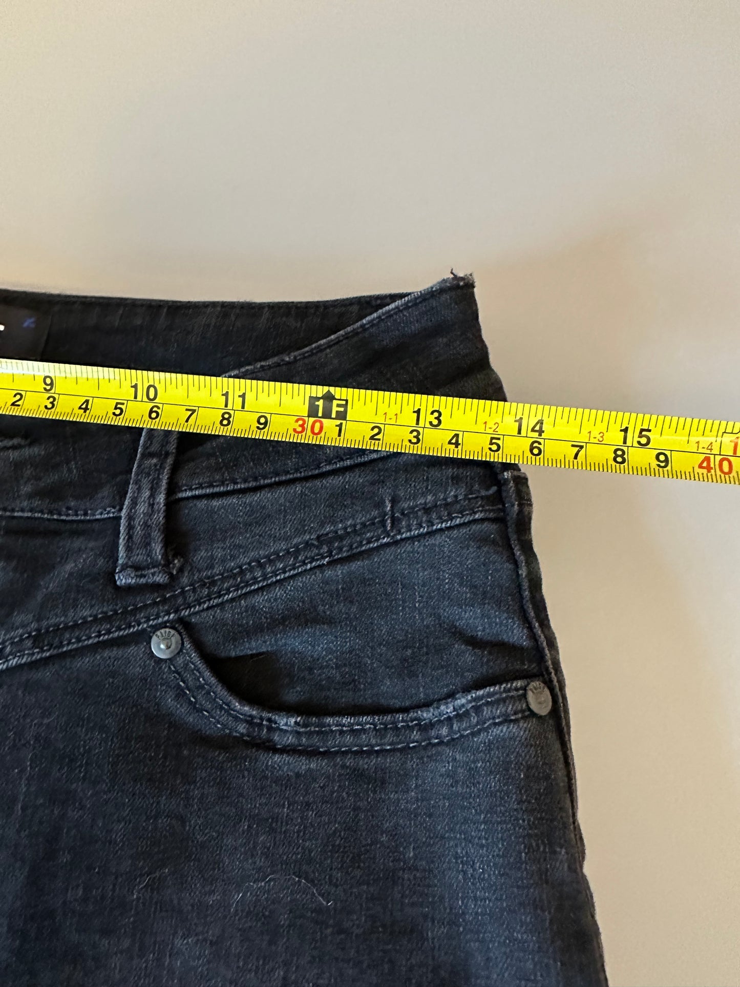 Paige Margot Front Yoke High Waist Ankle Skinny Jeans in Black | Size 27