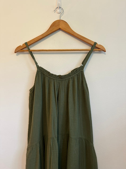 Xirena Cotton Gauze Tiered Midi Dress in Olive Green | Size XS