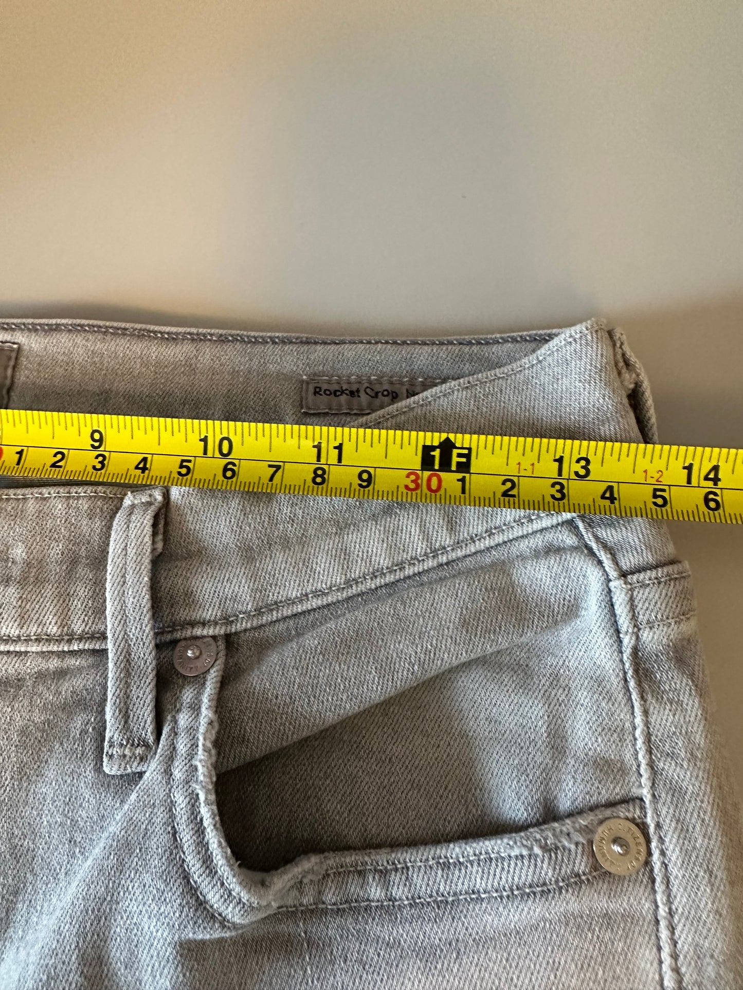 Citizens of Humanity Rocket Crop Light Gray High Rise Skinny Jeans | Size 27