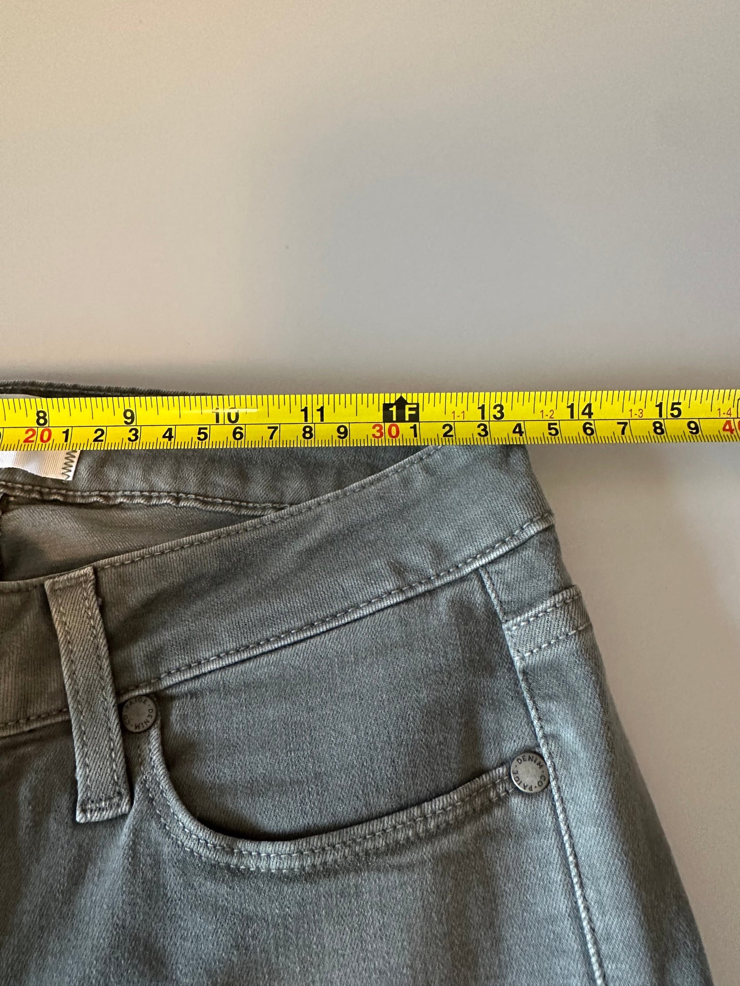 Paige Verdugo Ankle Skinny Jeans in Olive Green | Size 27