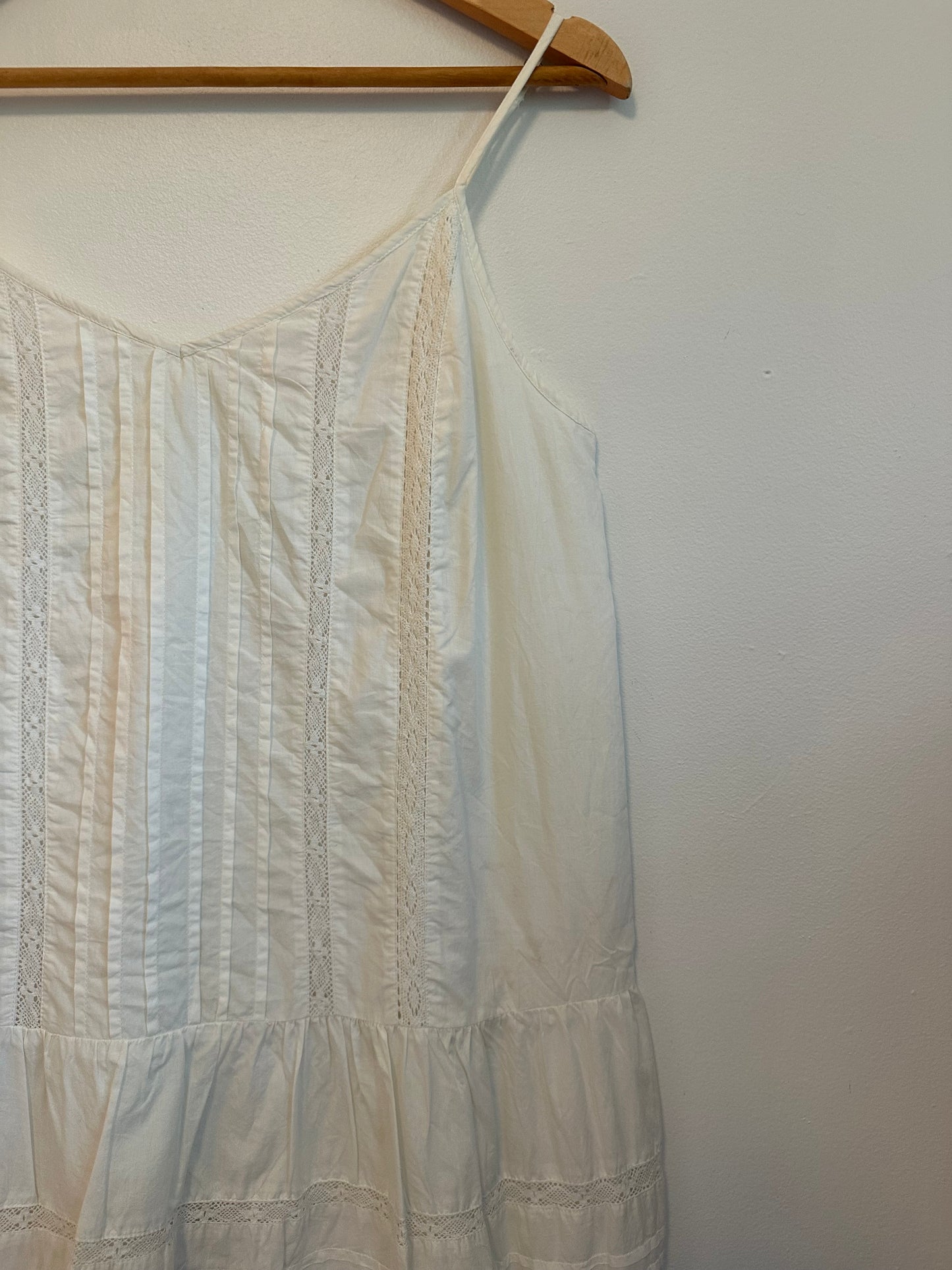 Velvet by Graham & Spencer White Cotton Lace Mini Dress | Size XS