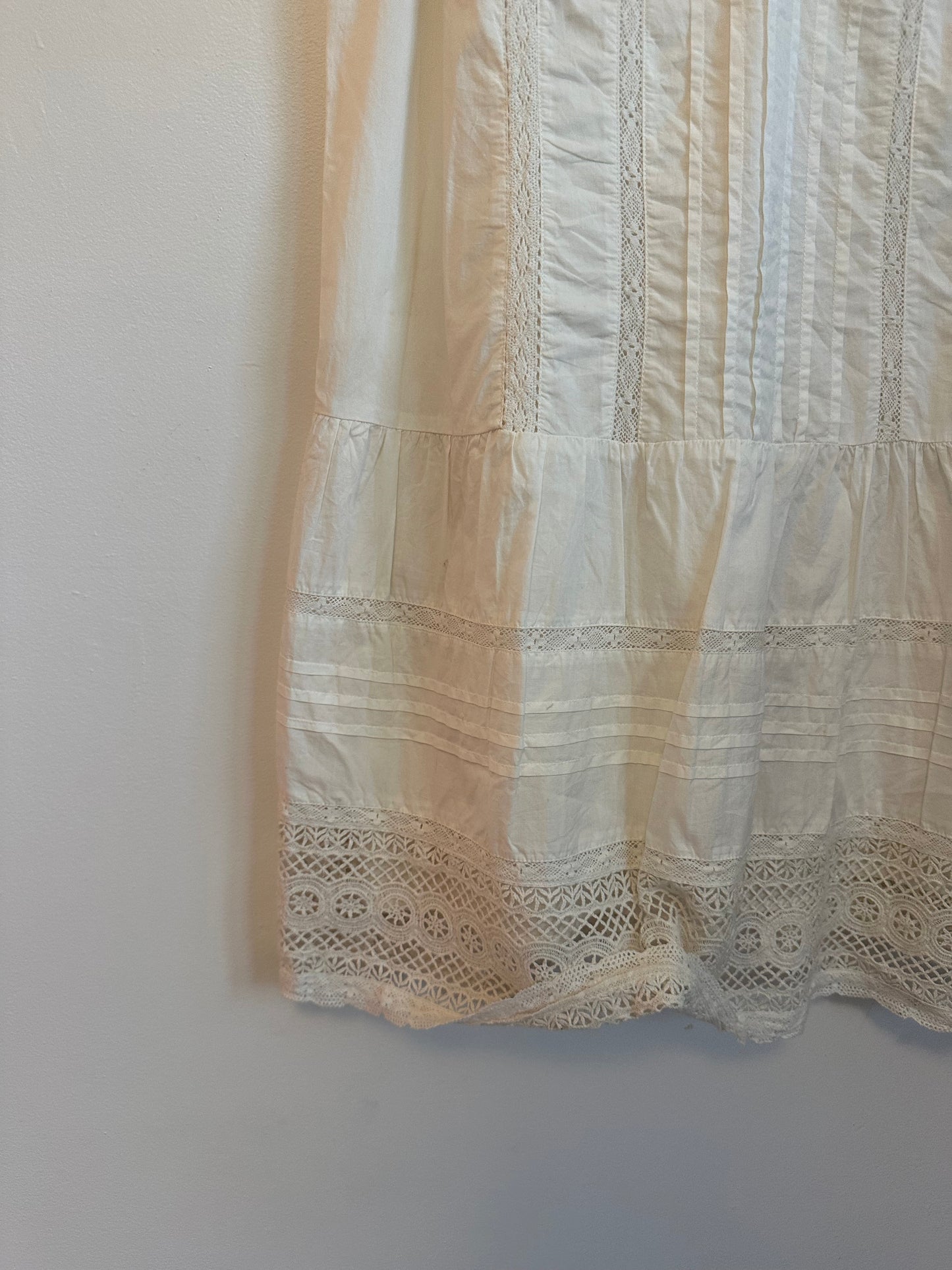 Velvet by Graham & Spencer White Cotton Lace Mini Dress | Size XS