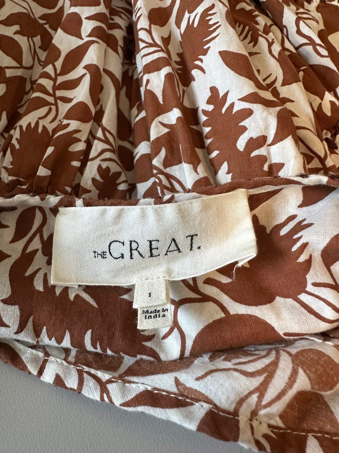 The Great. Flutter Sleeve Blouse in Brown and Ivory Floral | Size 1 (Small)