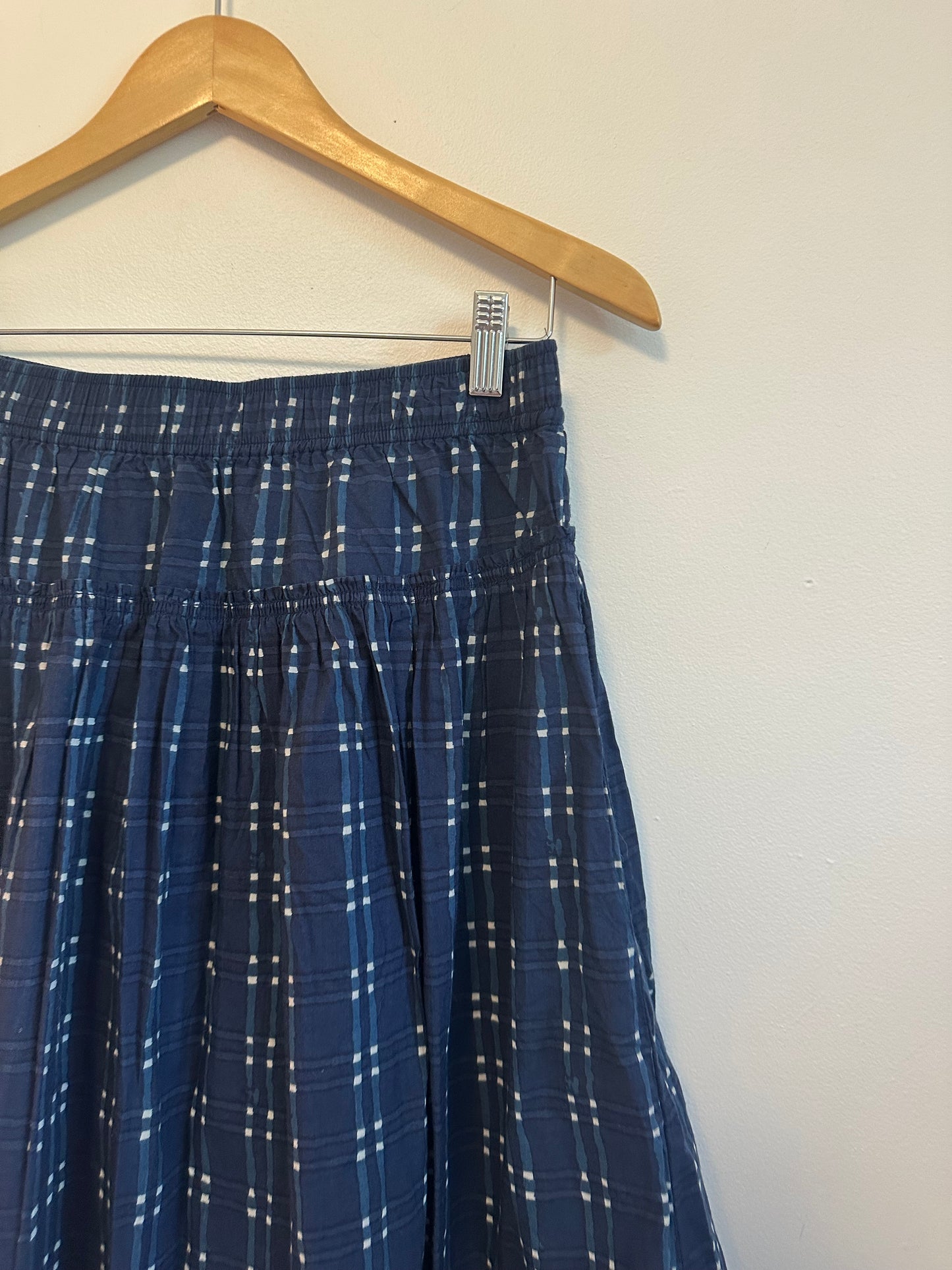 Madewell Pull-On Midi Skirt in Shibori Indigo Plaid | Size XS