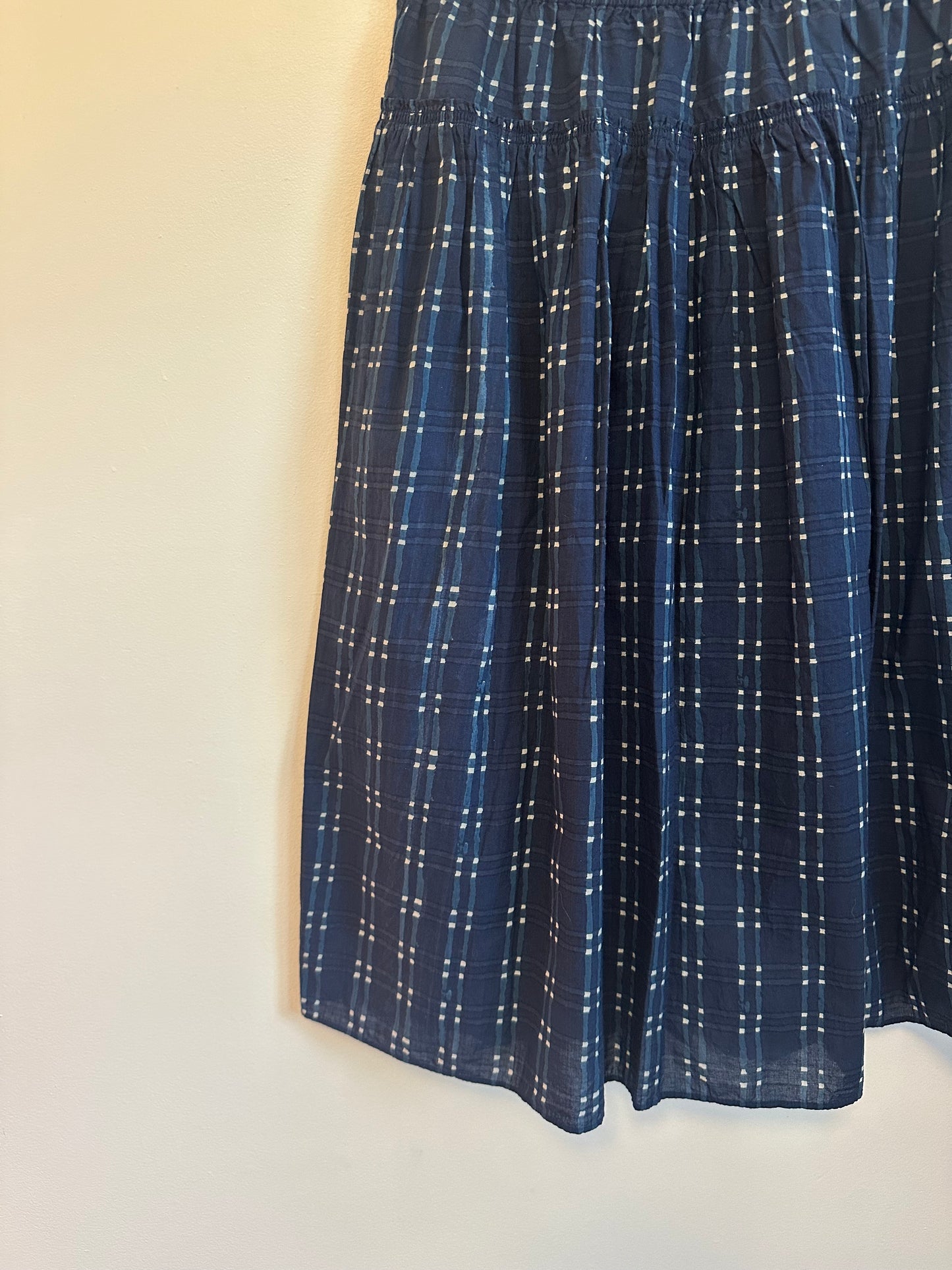 Madewell Pull-On Midi Skirt in Shibori Indigo Plaid | Size XS