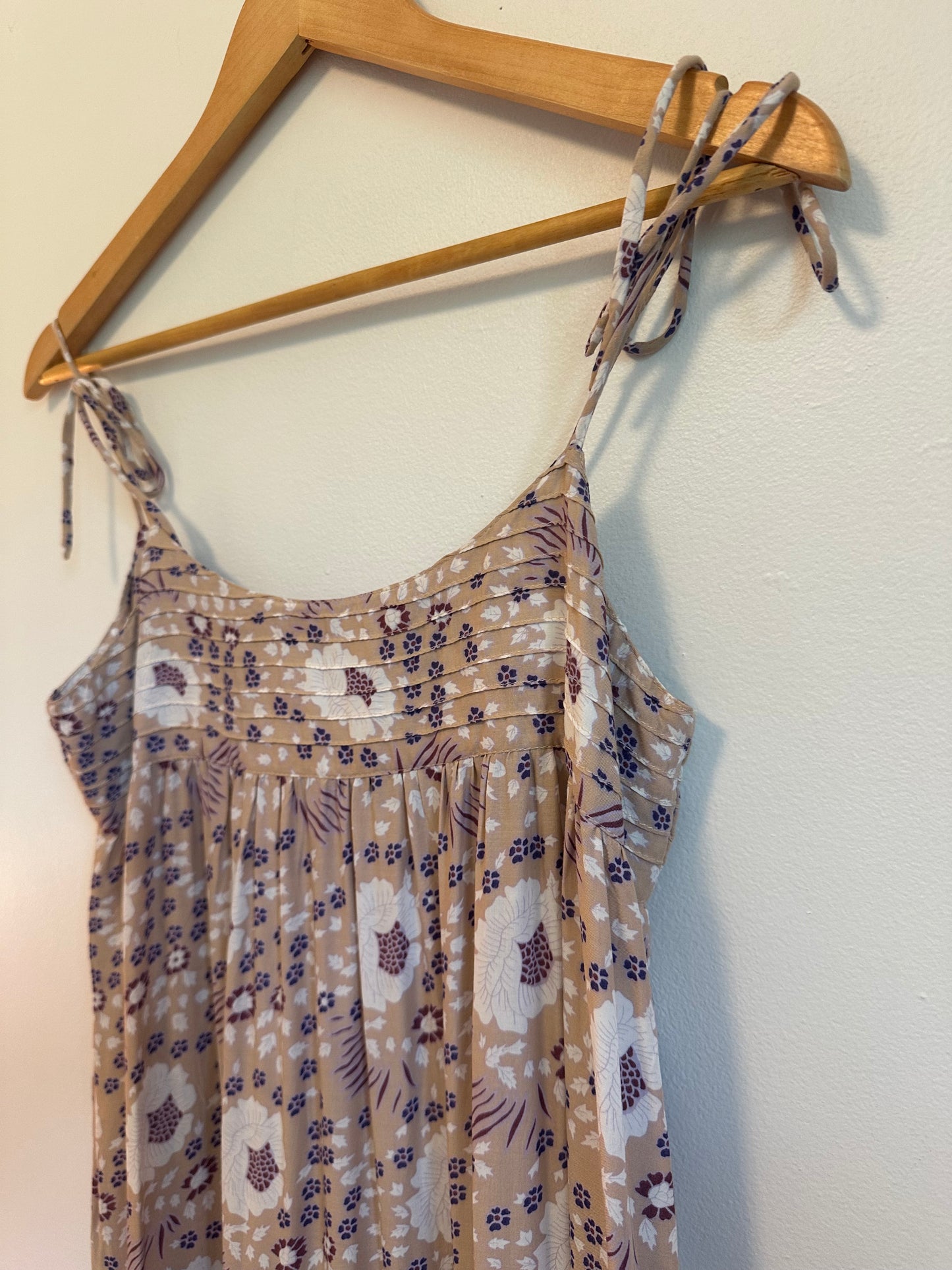 Natalie Martin Melanie Dress in Vintage Flowers Amethyst | Size XS