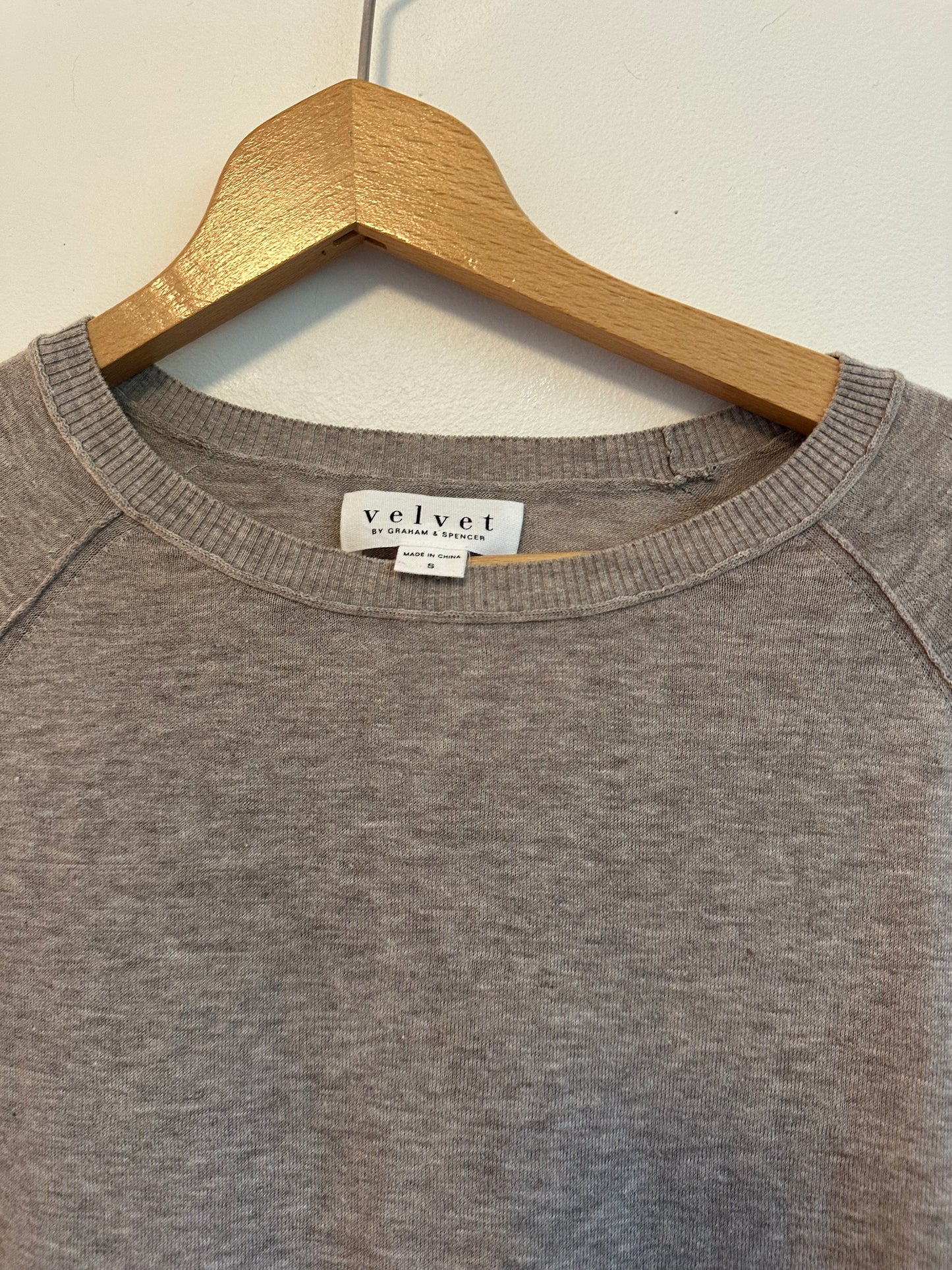 Velvet by Graham & Spencer Raglan Sleeve Cotton Sweater | Size Small