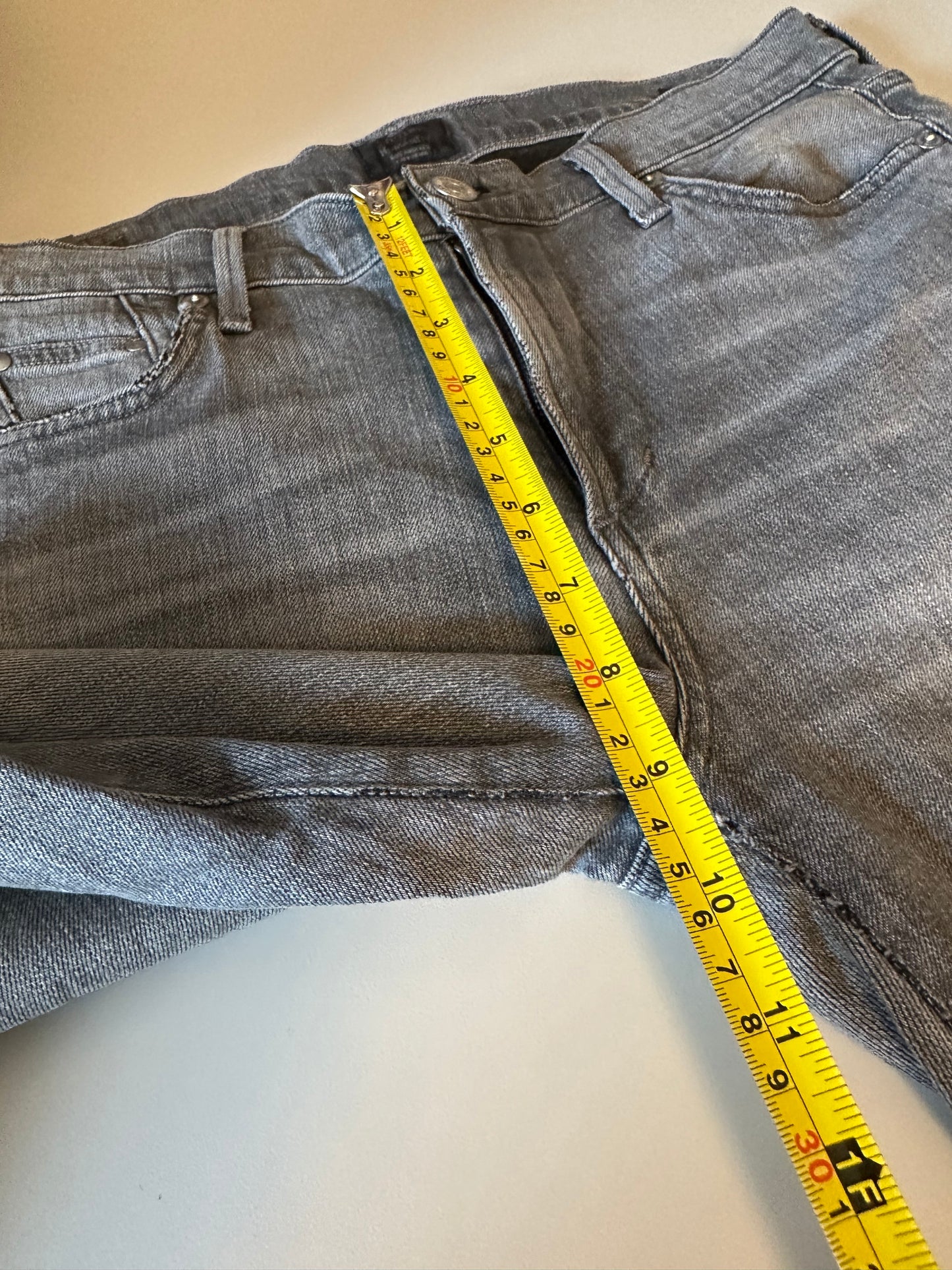 Citizens of Humanity Rocket Crop Mid Rise Skinny Gray Jeans | Size 27