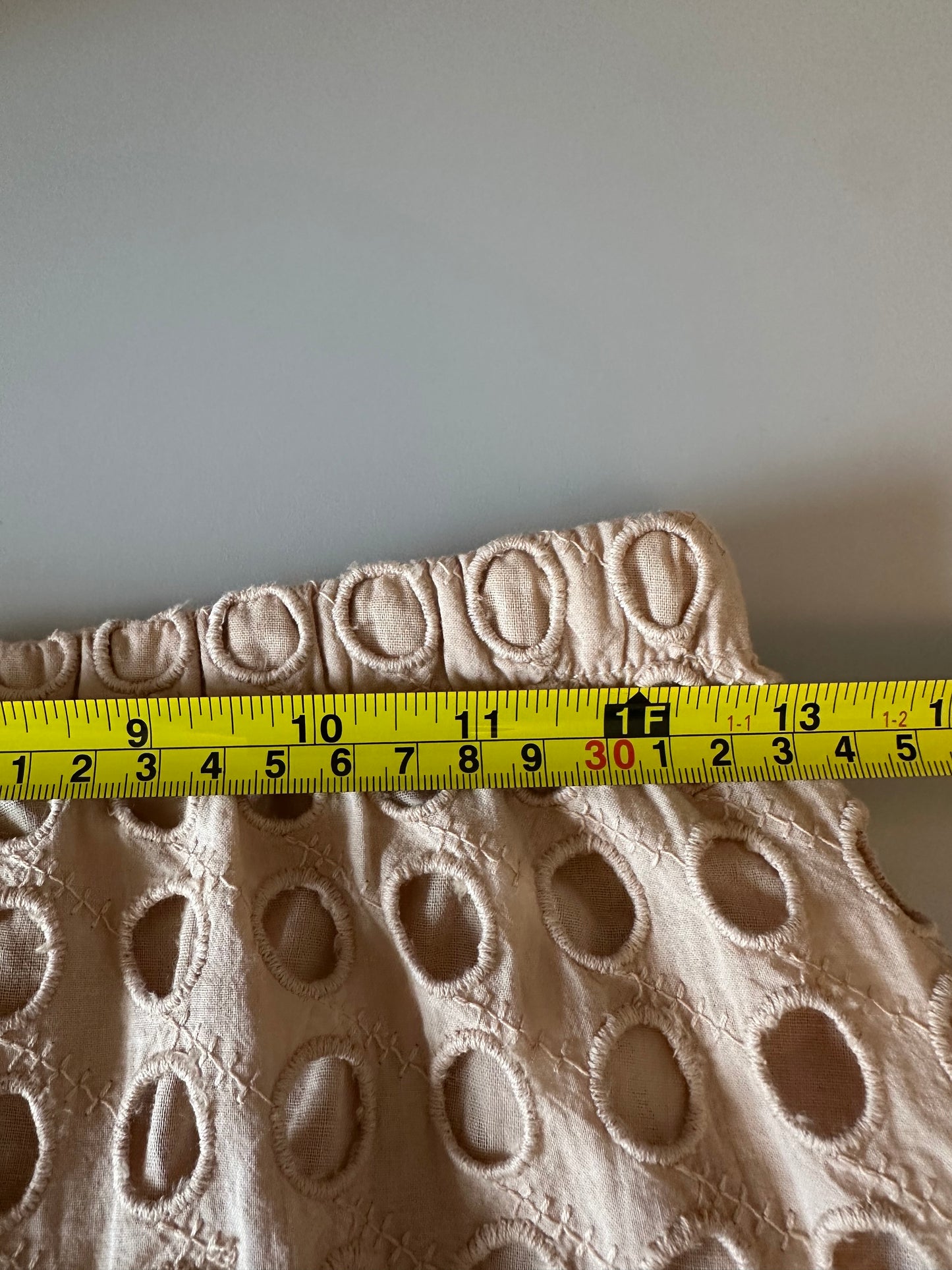 Tuckernuck Tan Cotton Eyelet Eve Skirt | Size XS