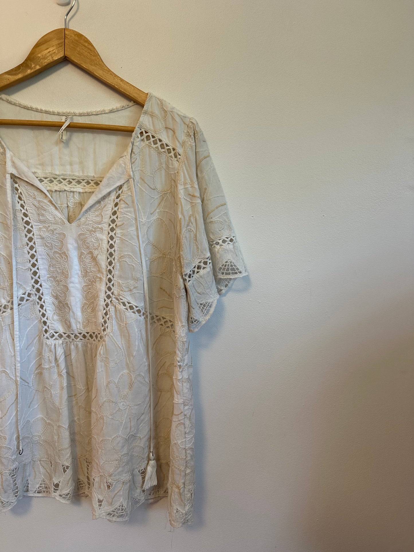 Feather Bone Ivory Lace Blouse | Size 14