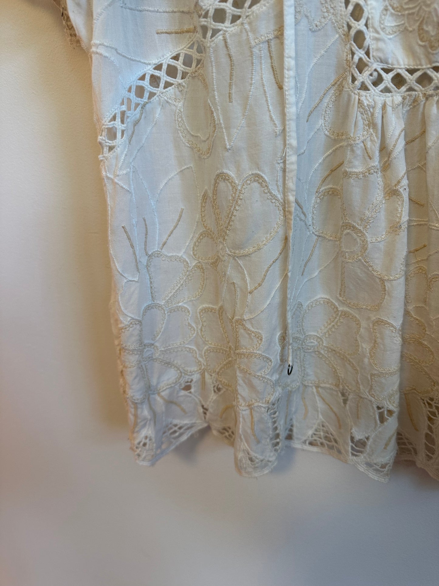 Feather Bone Ivory Lace Blouse | Size 14