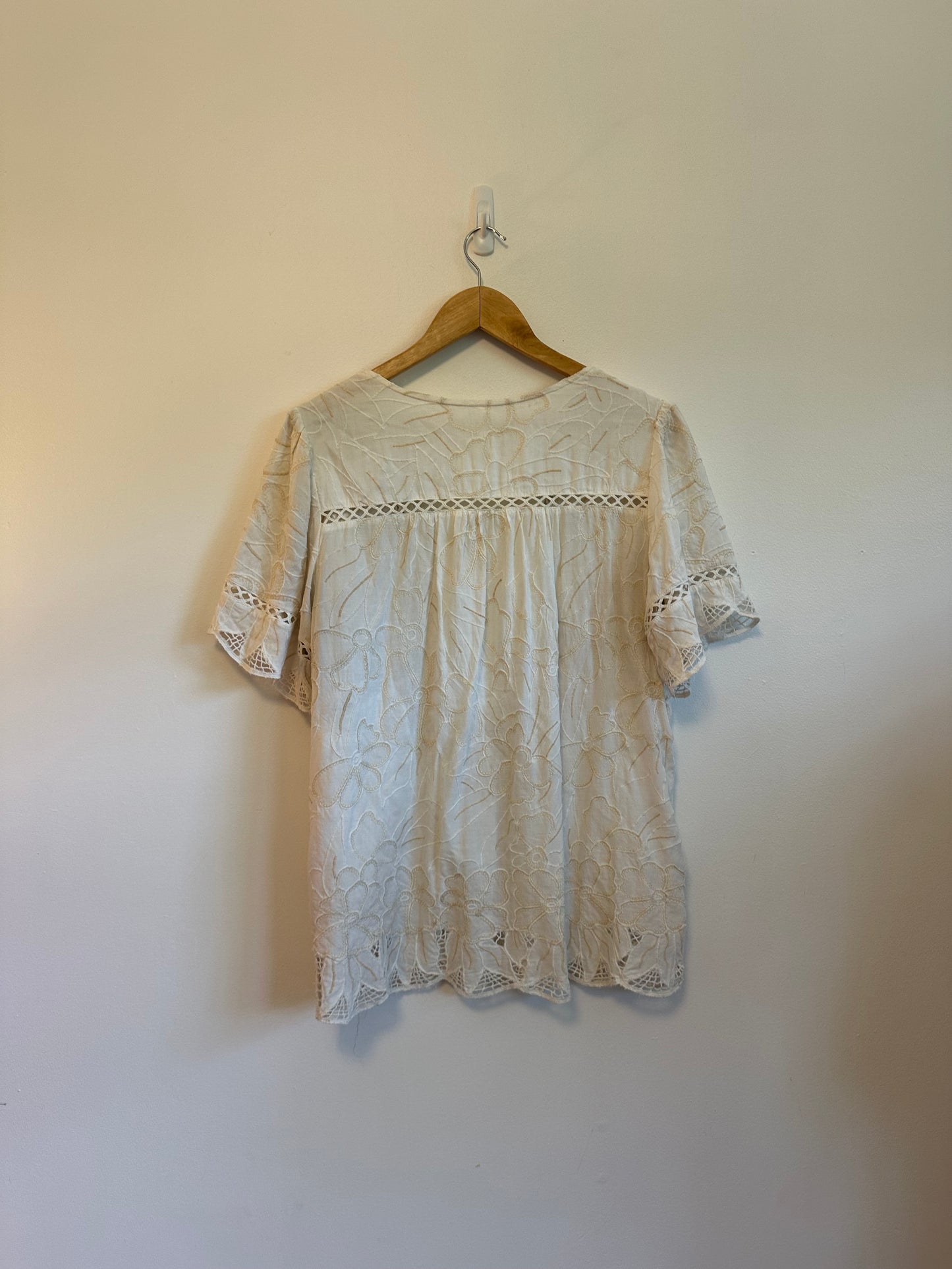 Feather Bone Ivory Lace Blouse | Size 14
