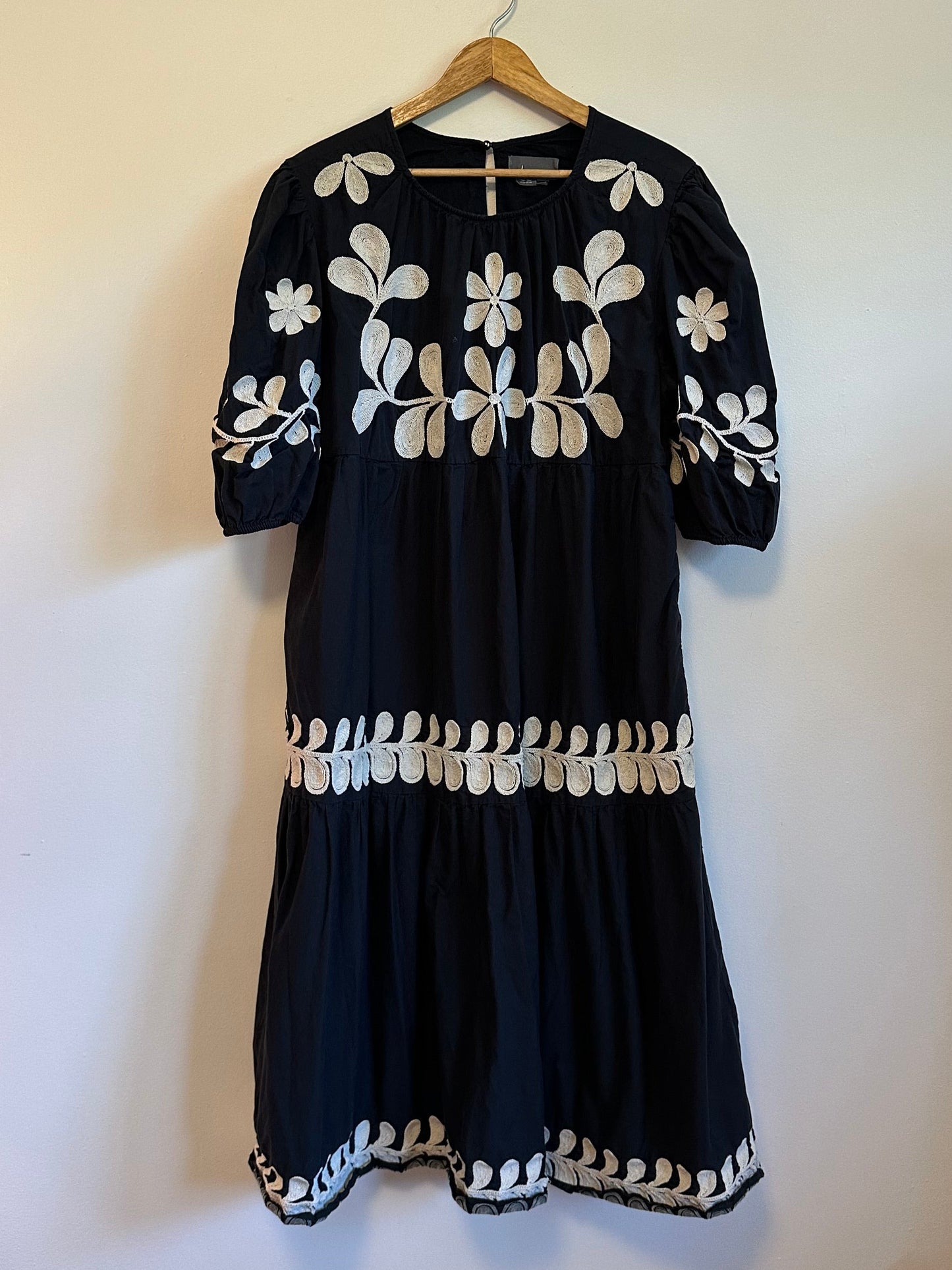 By Anthropologie Embroidered Puff-Sleeve Midi Dress | Size XL