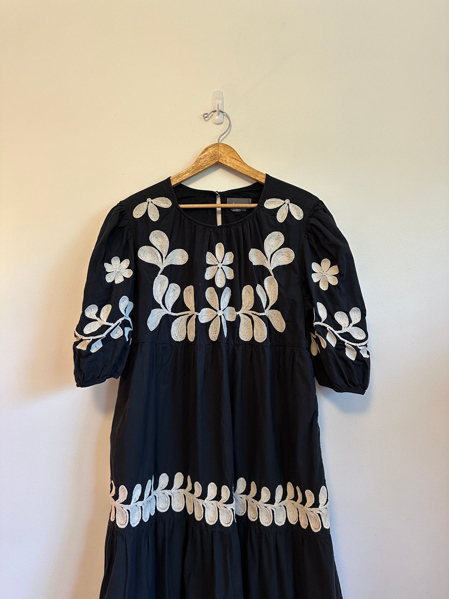 By Anthropologie Embroidered Puff-Sleeve Midi Dress | Size XL