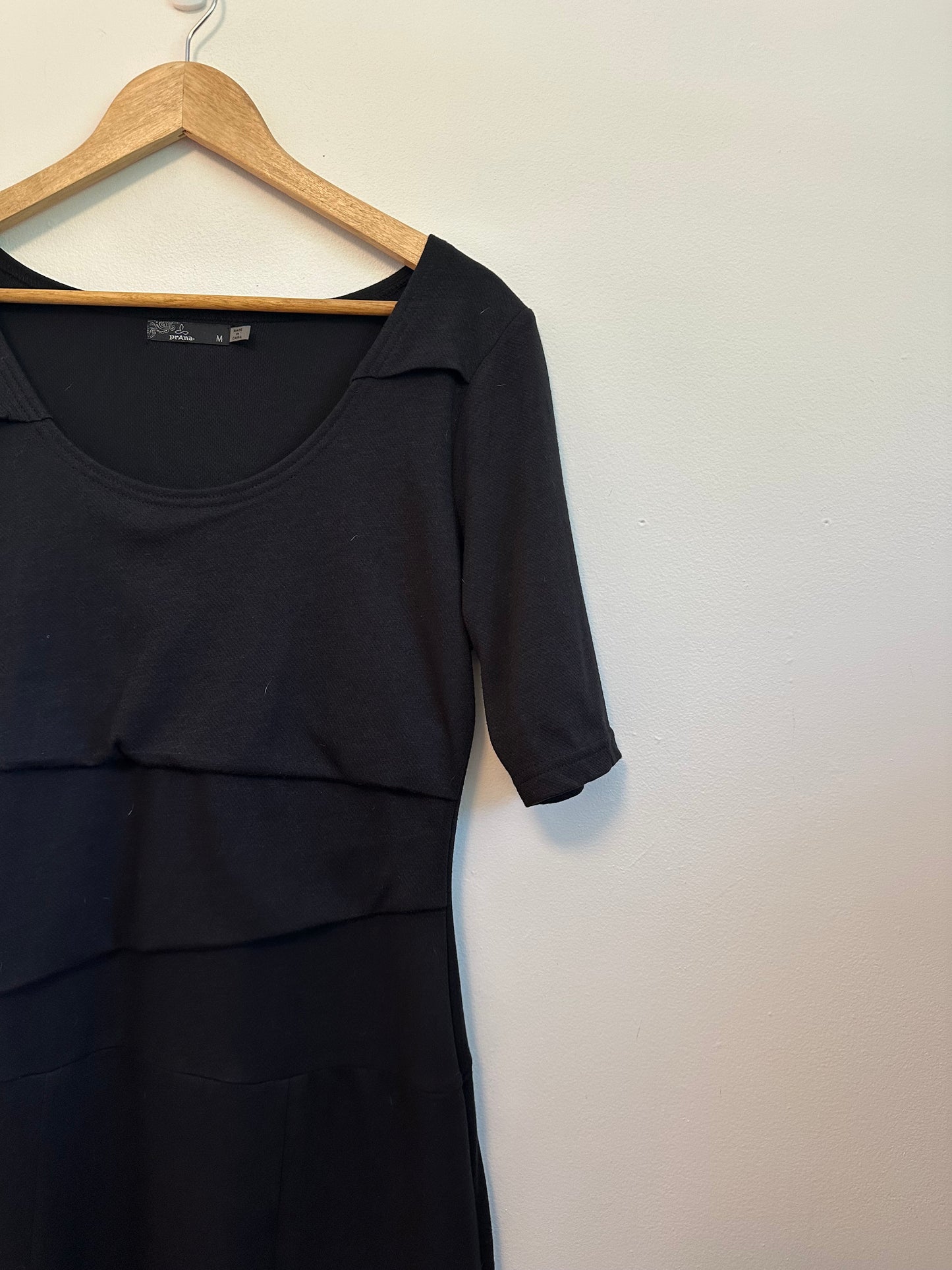 Prana Abilene Knit Wrap Dress in Charcoal Gray | Size Medium