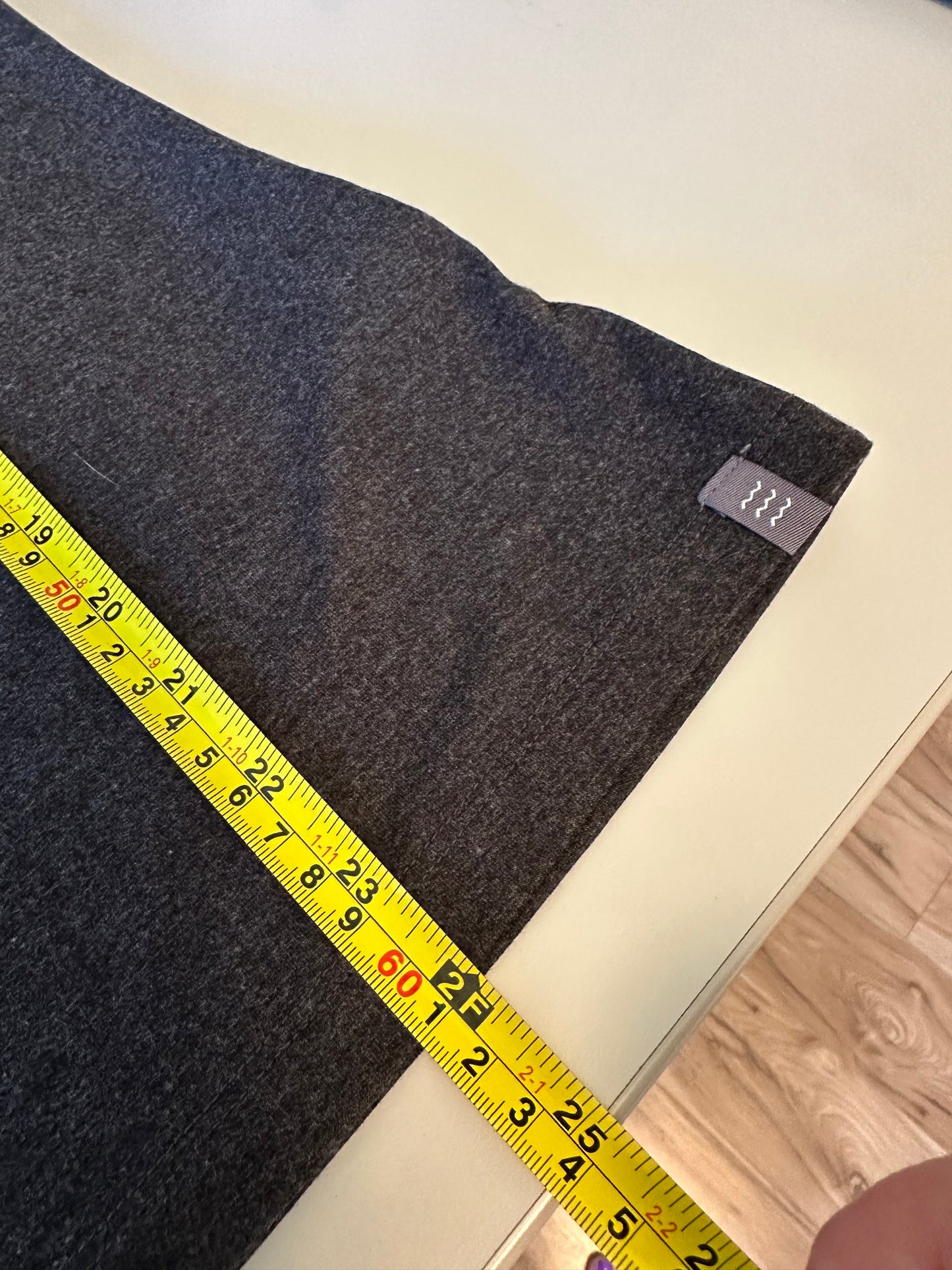 NWT Free Fly Bamboo Flex Quarter Zip Pullover in Charcoal Gray | Size Medium