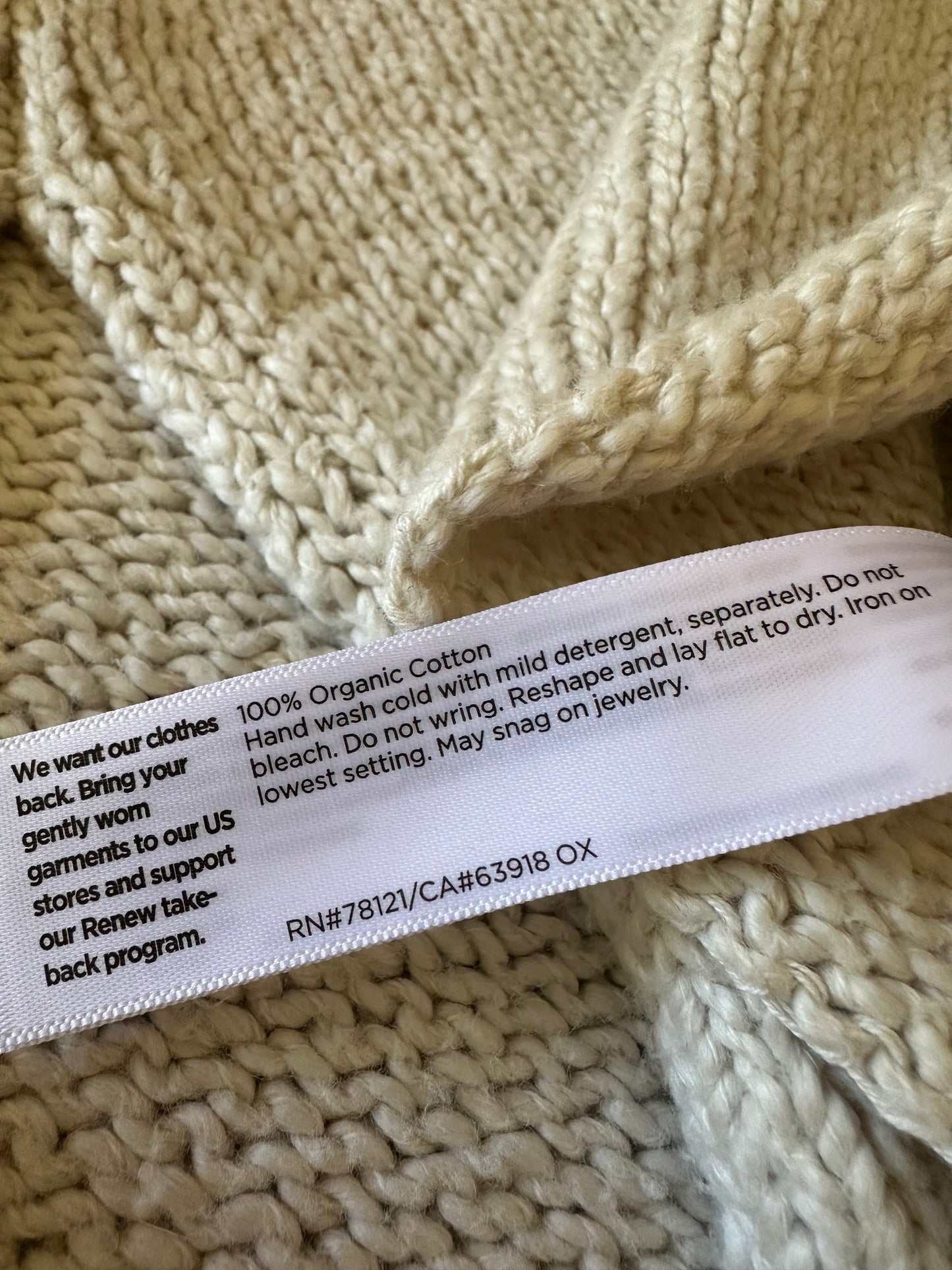 Eileen Fisher Organic Cotton V-Neck Sweater in Cream | Size Small