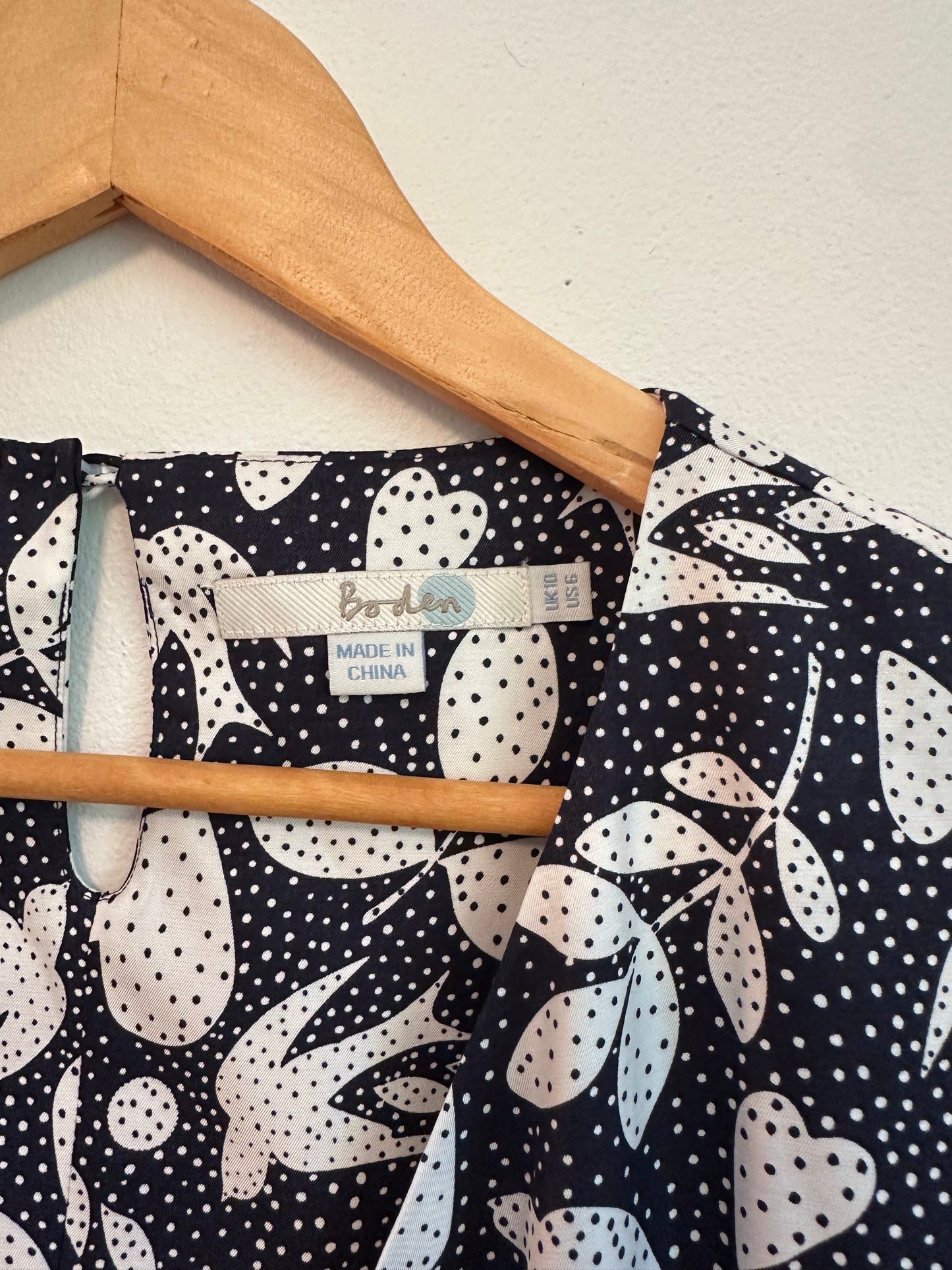 Boden Ravello Silk Blend Navy Patterned Top | Size 6