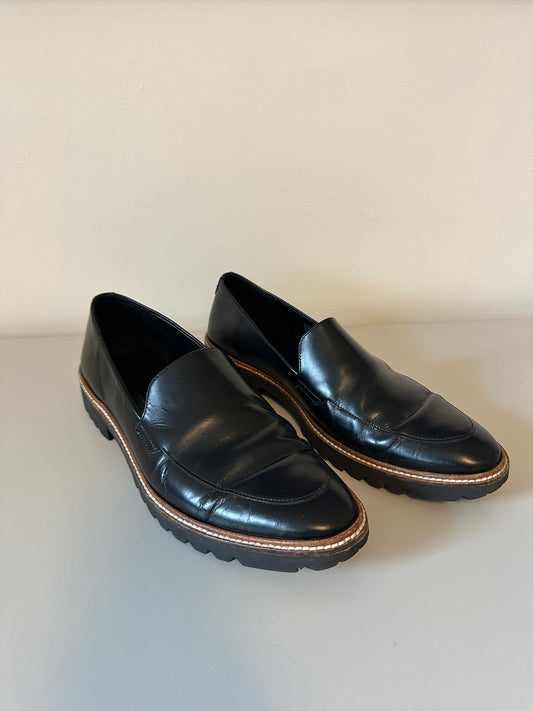 ECCO Danish Design Black Leather Lug Sole Loafers Womens | Size 40